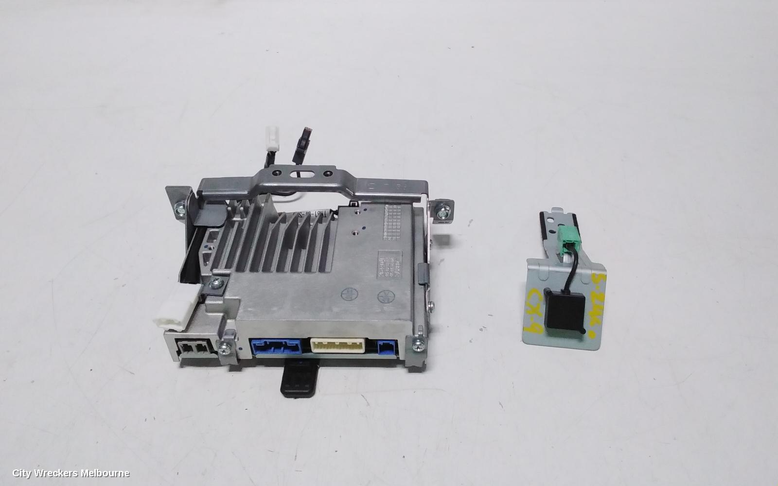 MAZDA CX9 RADIO/CD/DVD/SAT/TV, AMPLIFIER, TC, 07/2016 ONWARDS - Image 2