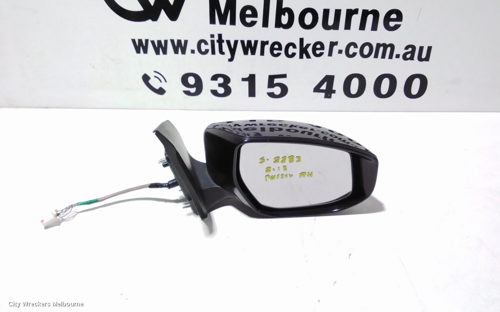 NISSAN PULSAR RIGHT DOOR MIRROR, B17, SEDAN, MANUAL FOLD TYPE, 12/2012 - 12/2017 - Image 2