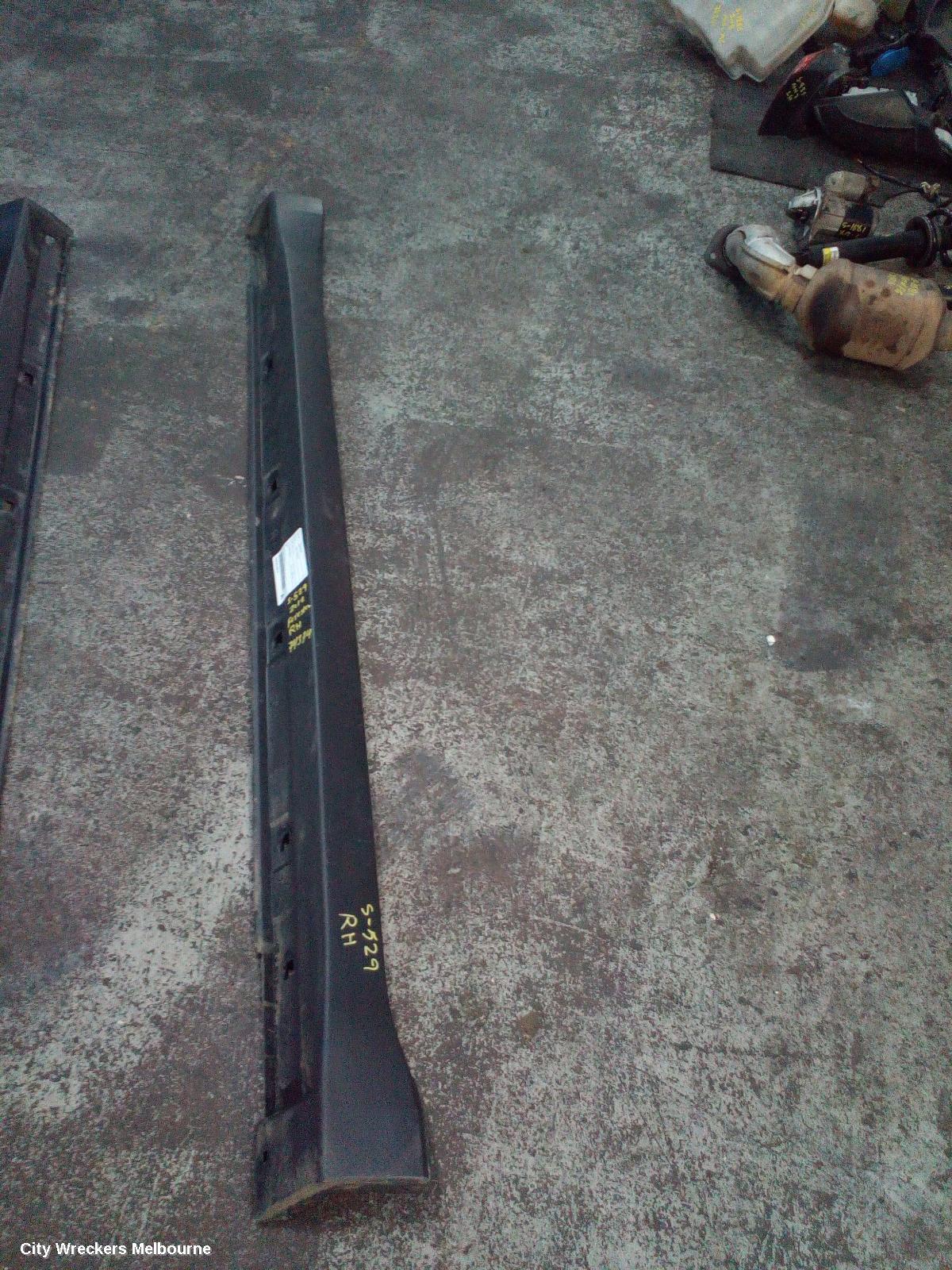 SUBARU FORESTER SIDE STEP/SKIRT, RH SIDE, 02/2008 - 12/2012 - Image 1