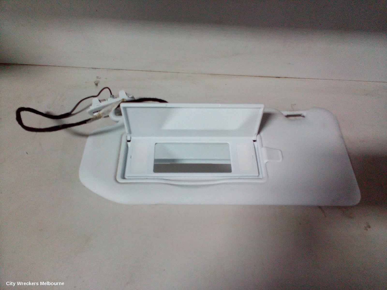 PEUGEOT 508 SUNVISOR, 07/2011 - 12/2017 - Image 2
