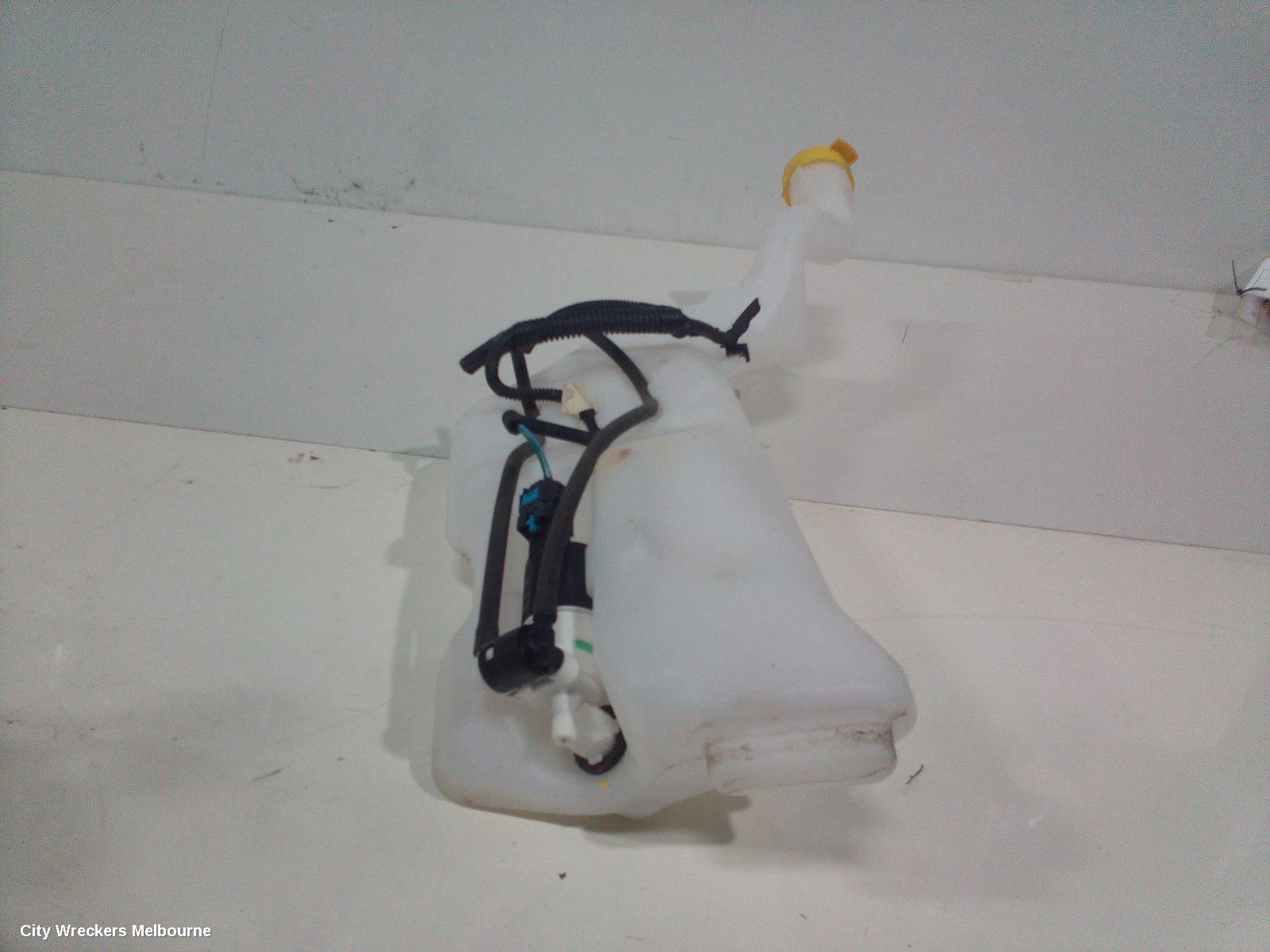 RENAULT MEGANE WASHER BOTTLE, BFB/LFF/KFB, 06/2016 - 02/2020 - Image 2