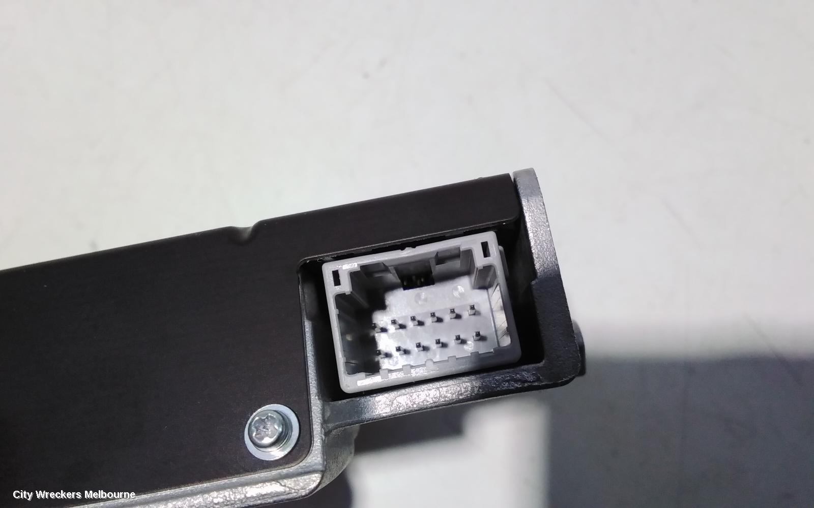 TOYOTA HIACE REVERSE CAMERA, FRONT CAMERA, 300 SERIES, 04/2019 ONWARDS - Image 3