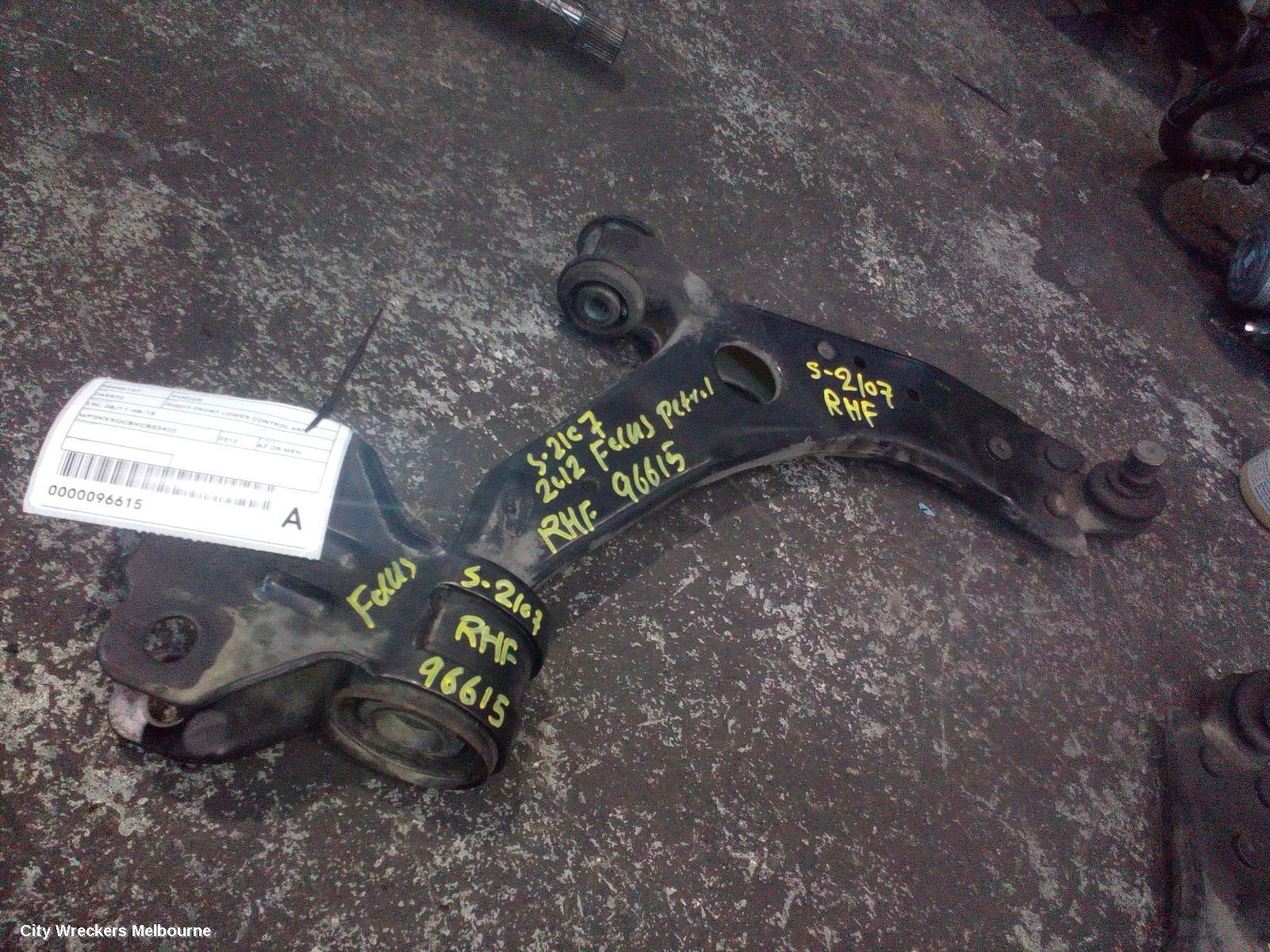 FORD FOCUS RIGHT FRONT LOWER CONTROL ARM, LW, 08/2011 - 08/2015 - Image 1