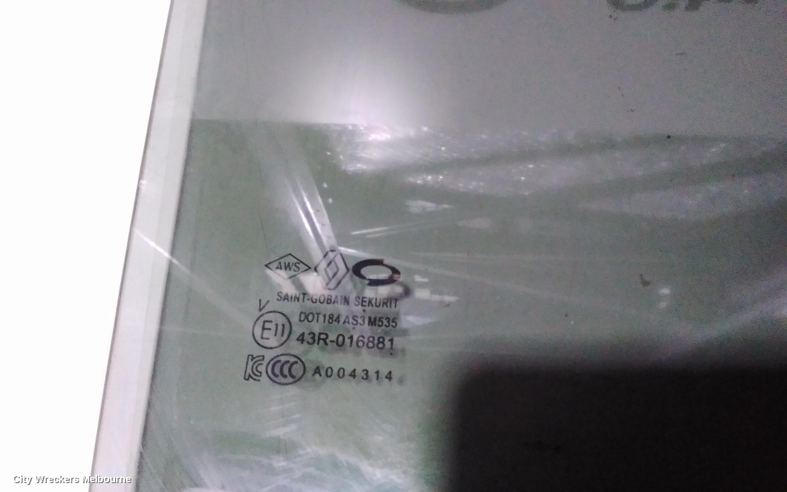 RENAULT KALEOS RIGHT REAR DOOR WINDOW, XZG, 05/2016 ONWARDS - Image 3