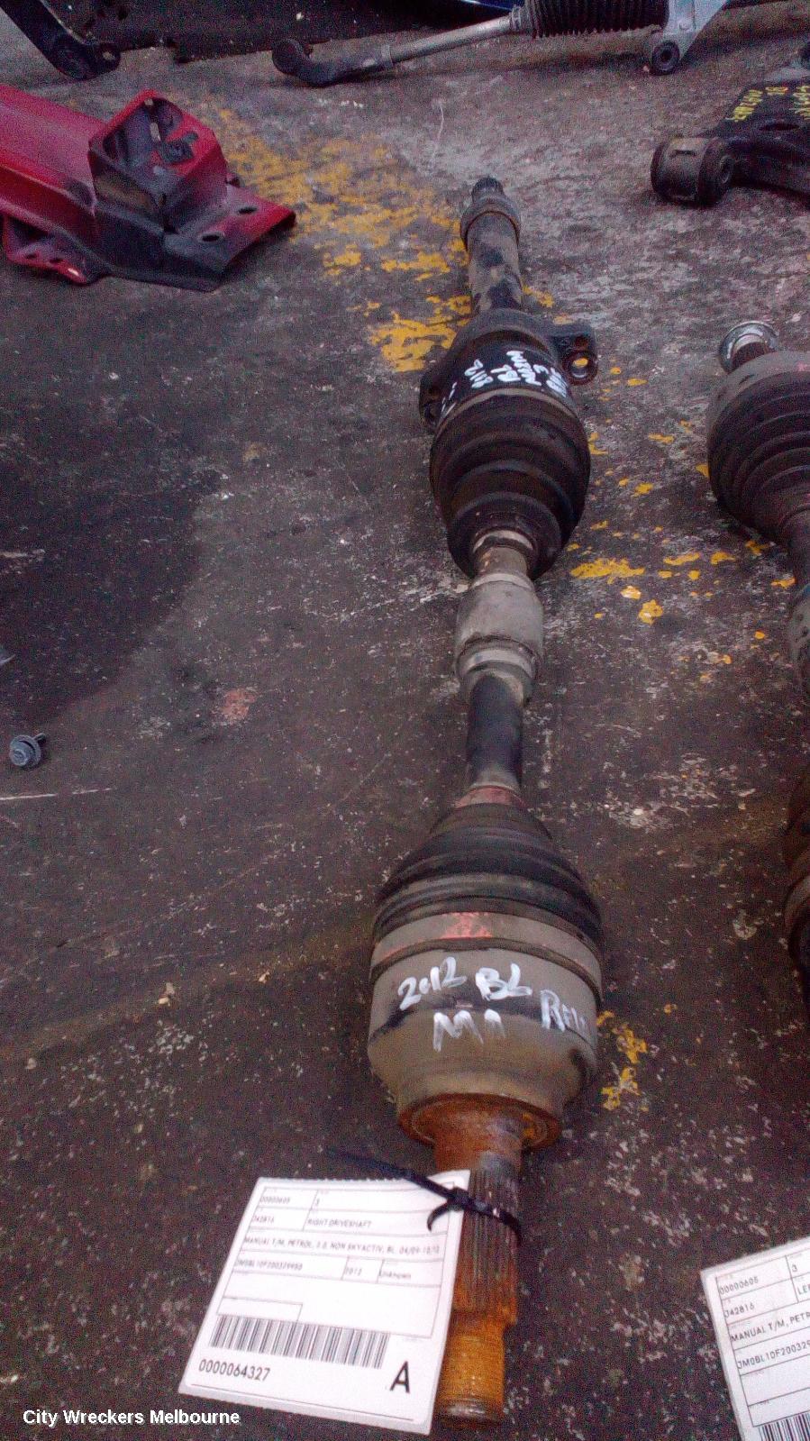 MAZDA 3 RIGHT DRIVESHAFT, MANUAL T/M, PETROL, 2.0, NON SKYACTIV, BL, 04/2009 - 10/2013 - Image 1