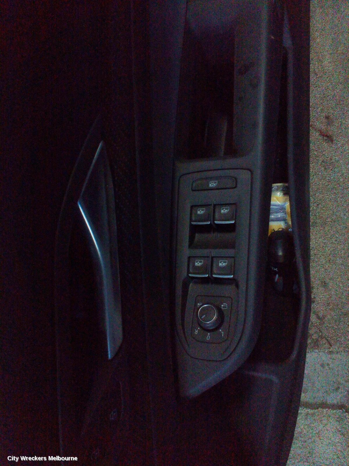VOLKSWAGEN GOLF RIGHT FRONT DOOR, GEN 8, 09/2020 ONWARDS - Image 3