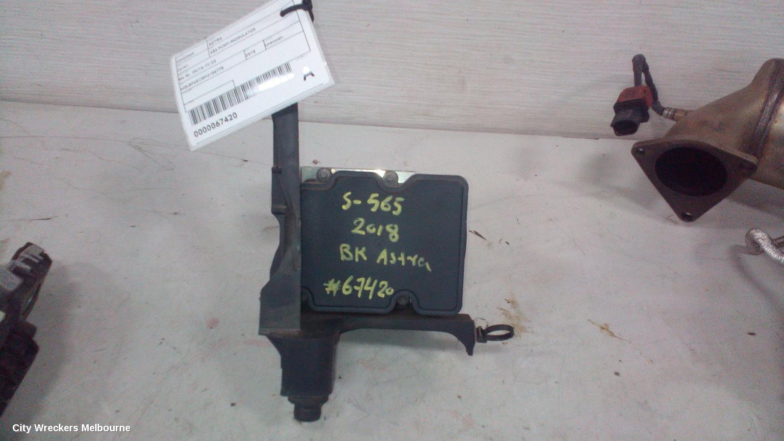 HOLDEN ASTRA ABS PUMP/MODULATOR, BK-BL, 09/2016 - 12/2020 - Image 3