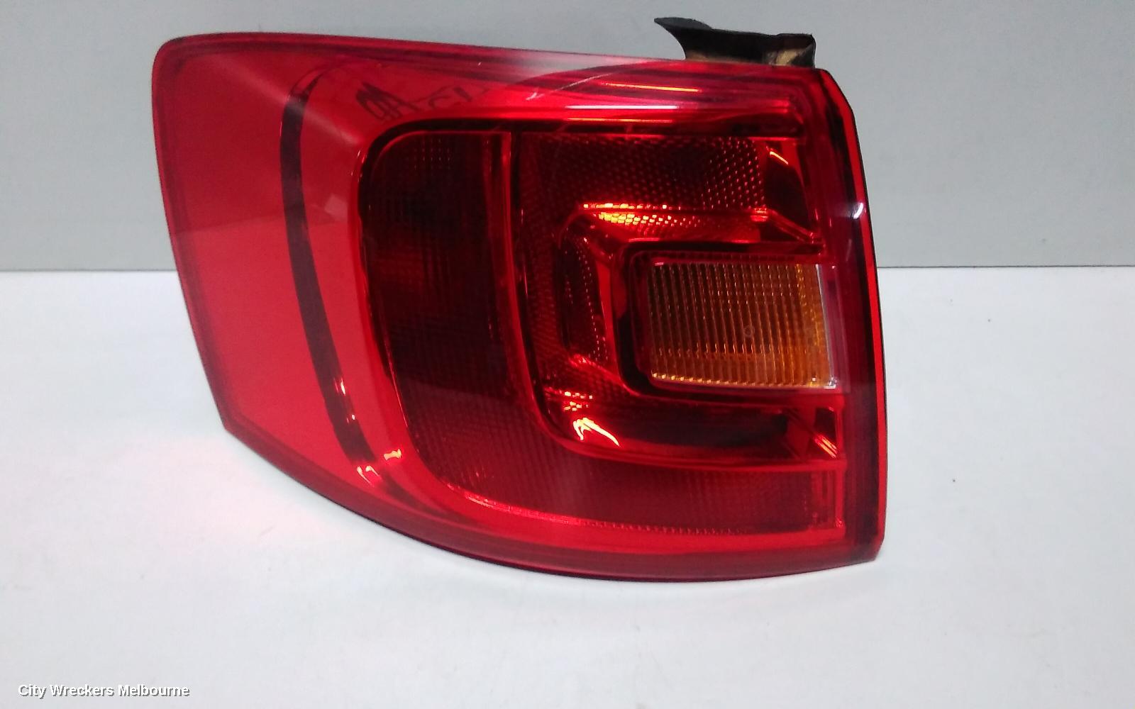 VOLKSWAGEN JETTA LEFT TAILLIGHT, 1B, 02/2011 - 10/2014 - Image 2