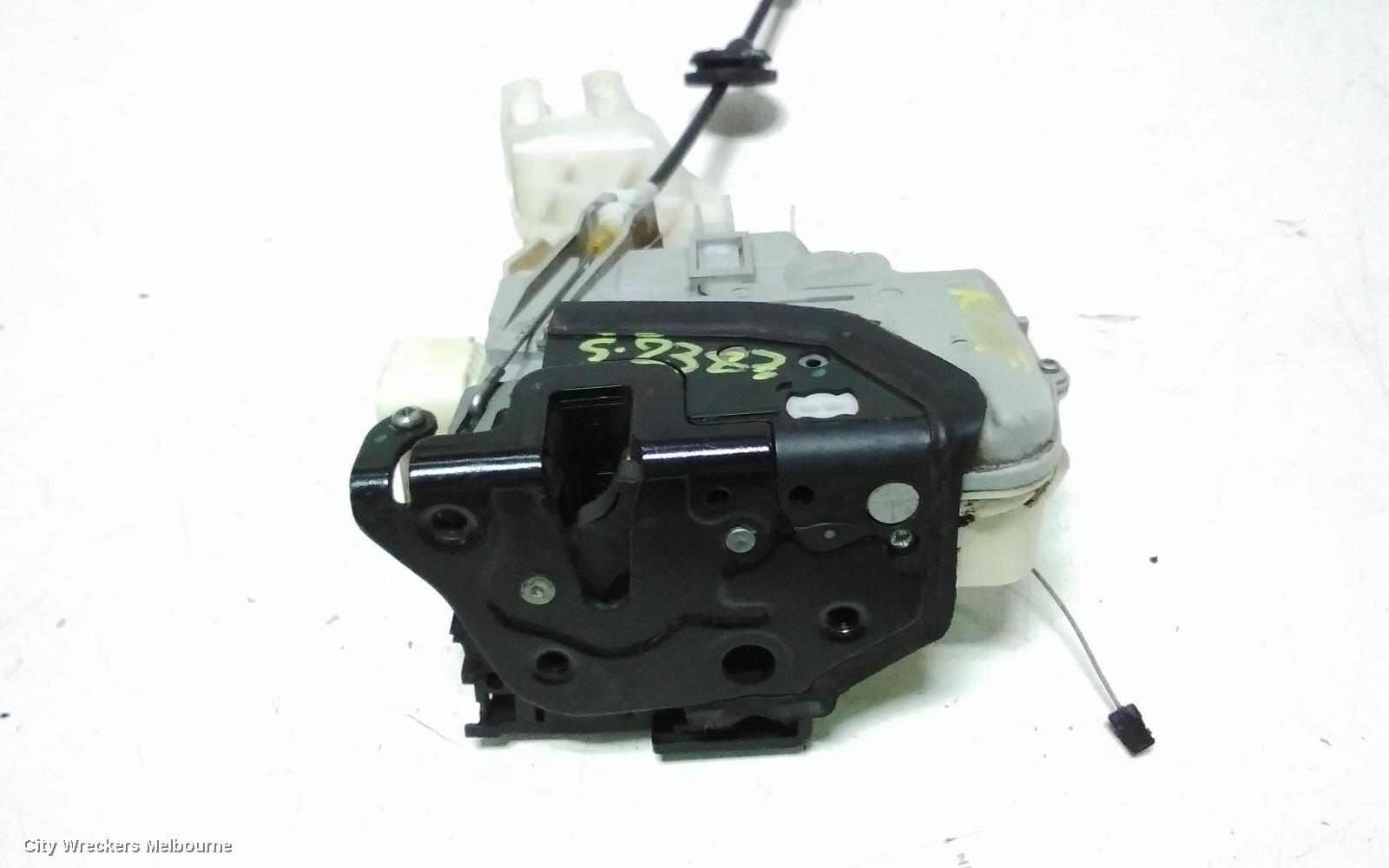VOLKSWAGEN EOS DOOR/BOOT/GATE LOCK, RIGHT FRONT DOOR LOCK, 1F, 02/2007 - 12/2014 - Image 3