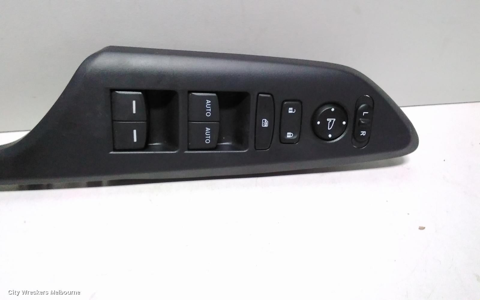 HONDA CIVIC PWR DR WIND SWITCH, RH FRONT (MASTER SWITCH), SEDAN, 9TH GEN, 04/2014 - 04/2016 - Image 3