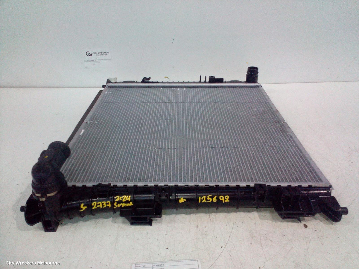 KIA SORENTO RADIATOR, AUTO, 2.2, DIESEL, MQ4, 02/2020 ONWARDS - Image 2