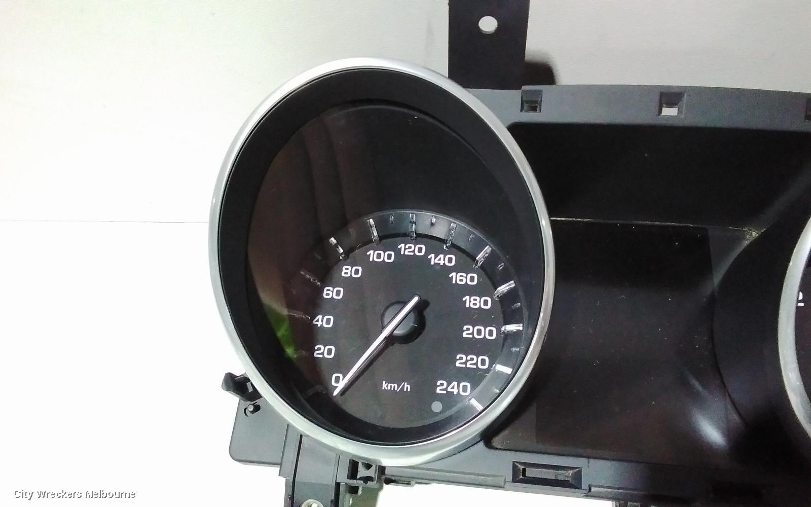 LAND ROVER DISCOVERY SPORT INSTRUMENT CLUSTER, DIESEL, AUTO T/M, L550, 01/2015 - 06/2019 - Image 2