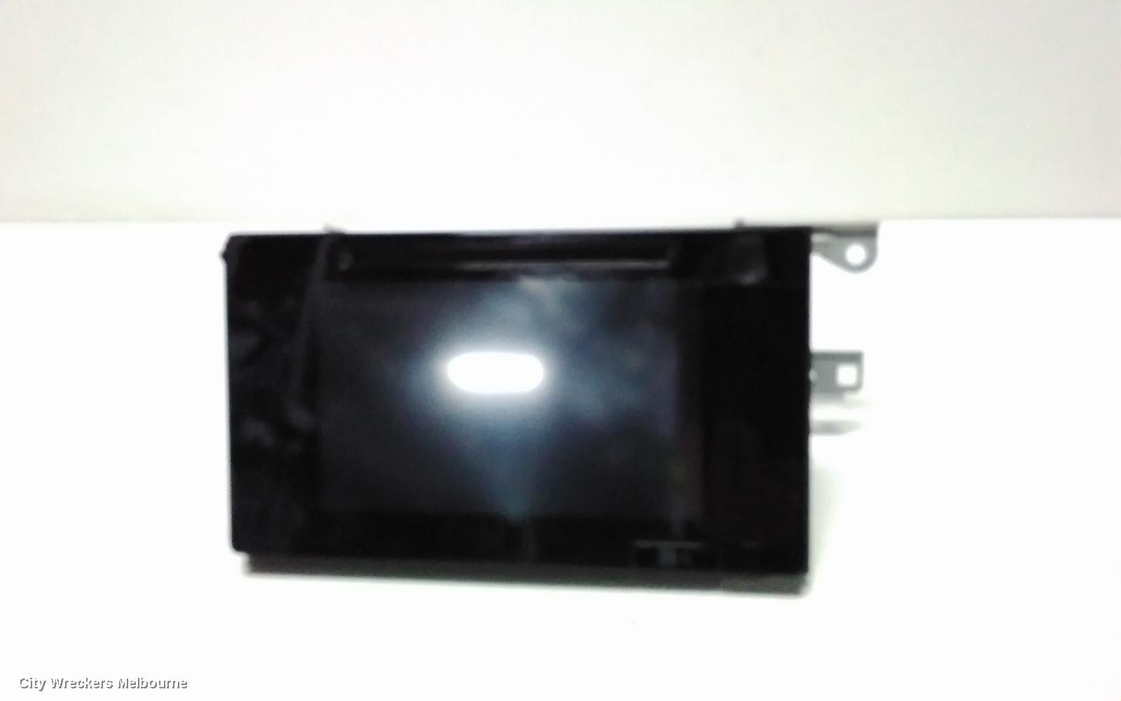 TOYOTA COROLLA RADIO/CD/DVD/SAT/TV, 7IN TOUCHSCREEN (P/N ON FACE 100521), ZRE182R, HATCH, 03/2015 - 06/2018 - Image 2