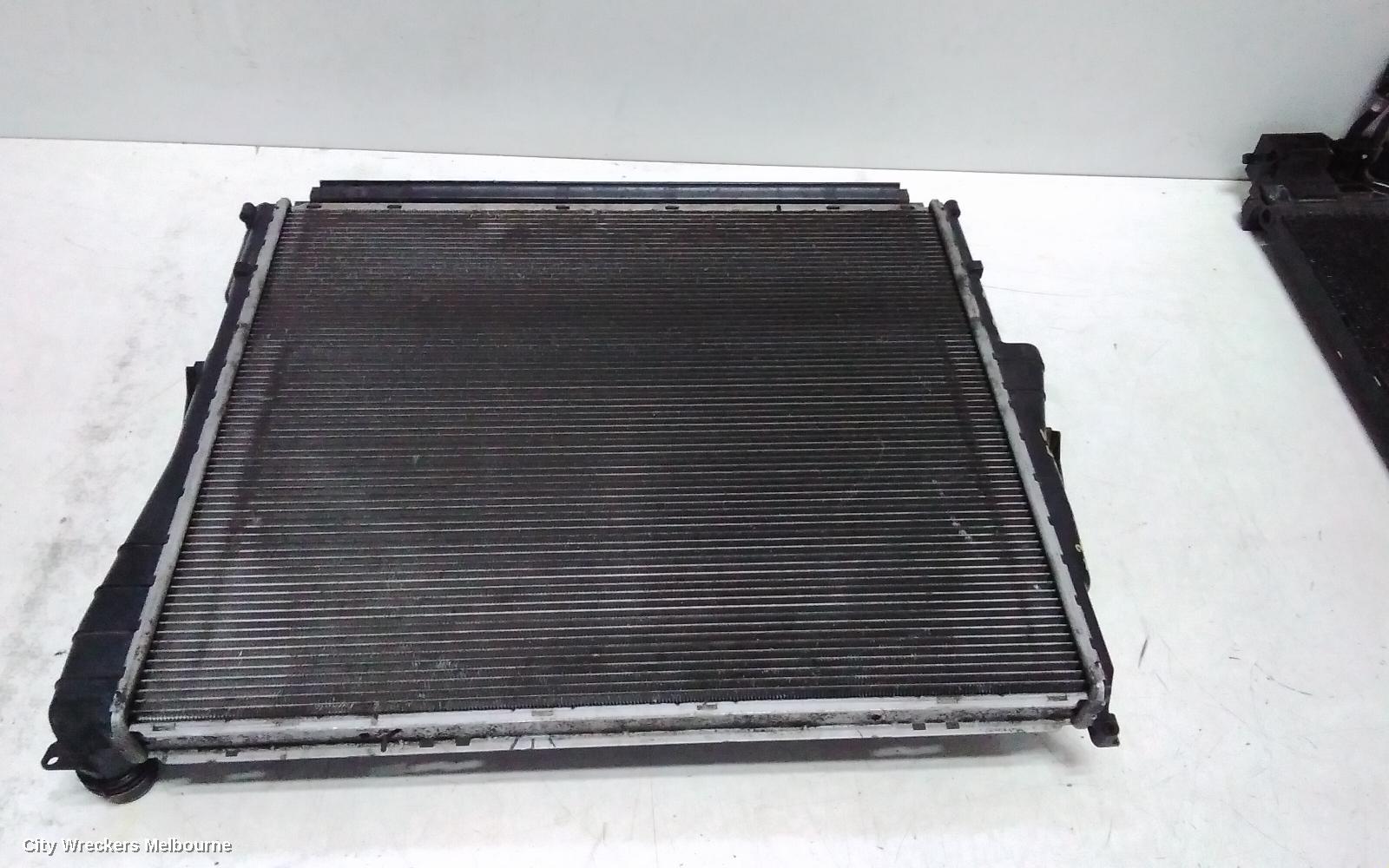 BMW X3 RADIATOR, AUTO, 2.0, N47, DIESEL, E83, 09/2007 - 11/2010 - Image 2