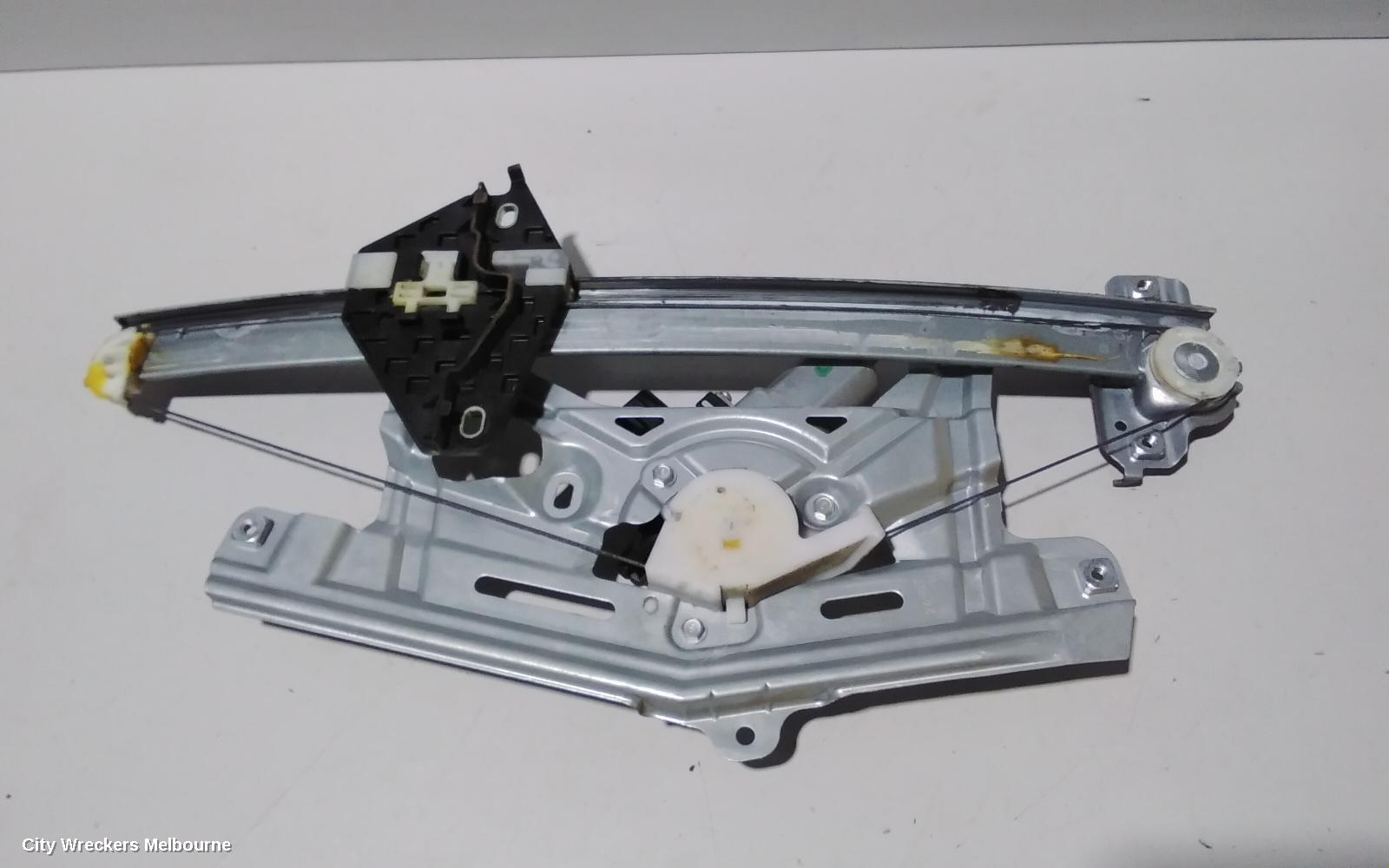 HONDA CIVIC RIGHT FRONT WINDOW REG/MOTOR, 8TH GEN, 3DR HATCH, 07/2007 - 12/2011 - Image 2