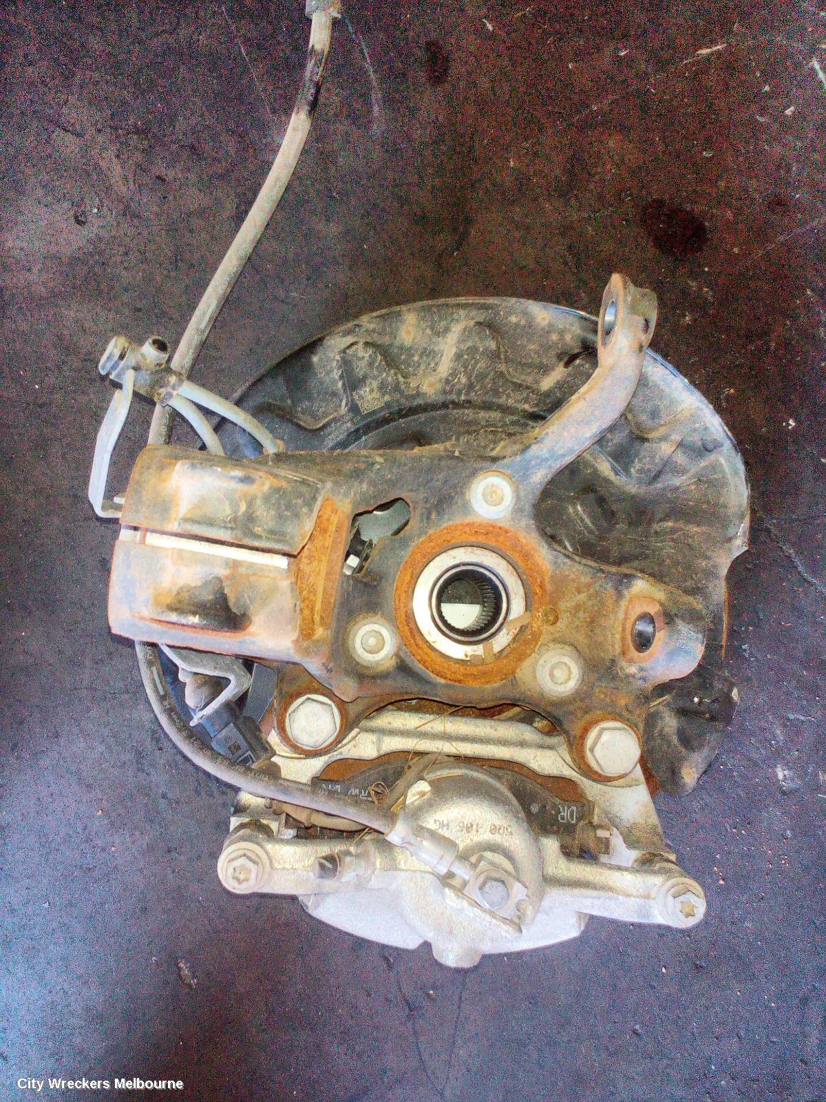 VOLKSWAGEN T-ROC RIGHT FRONT HUB ASSEMBLY, A1, 03/2020 - 12/2025 - Image 3