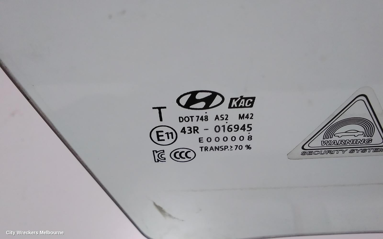 HYUNDAI I30 RIGHT FRONT DOOR WINDOW, PD, HATCH, 03/2017 ONWARDS - Image 3