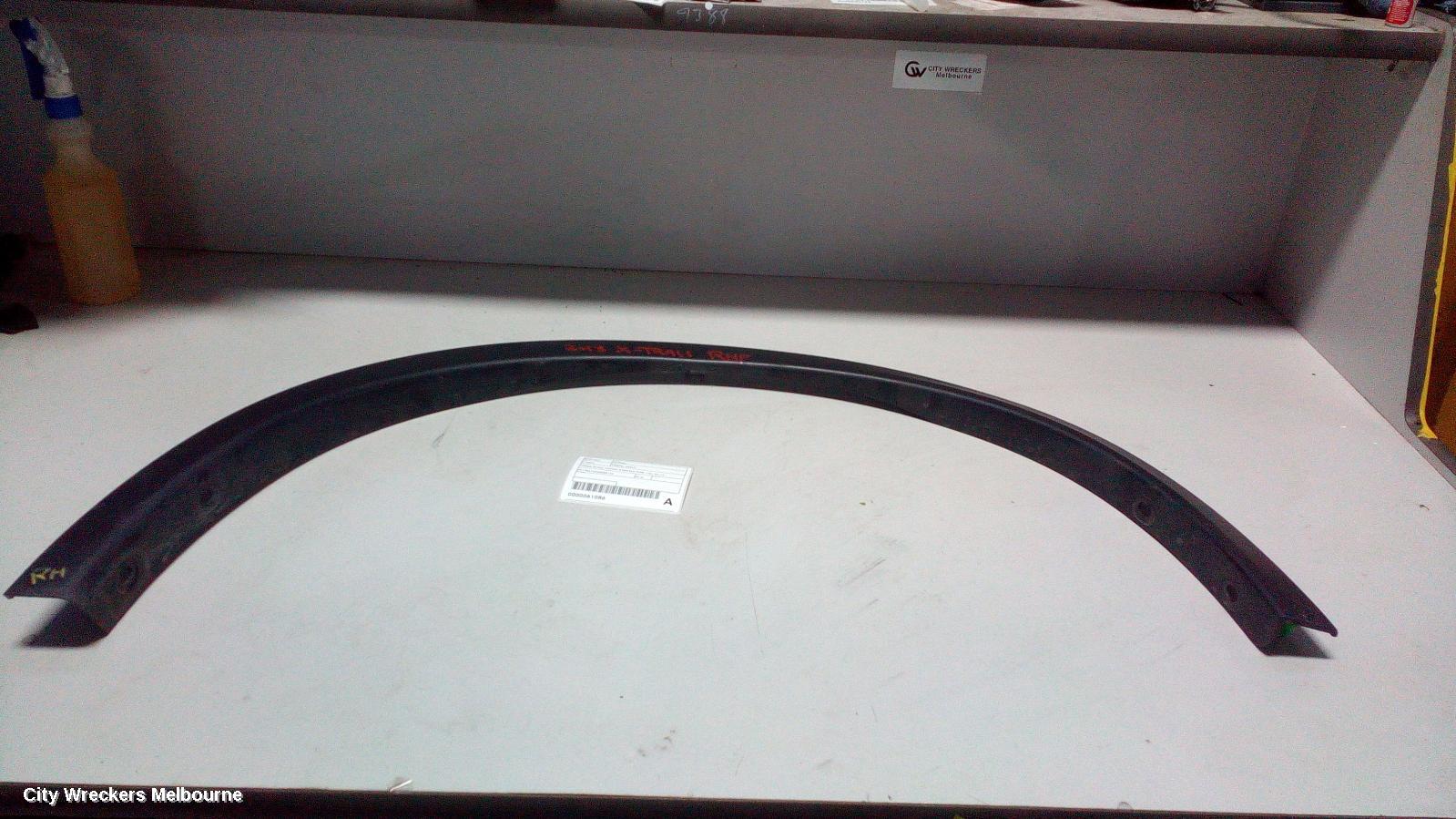 NISSAN XTRAIL PARCEL SHELF CARGO BLIND, CARGO BLIND, CREAM, 5 SEATER TYPE, T32, 02/2014 ONWARDS - Image 3