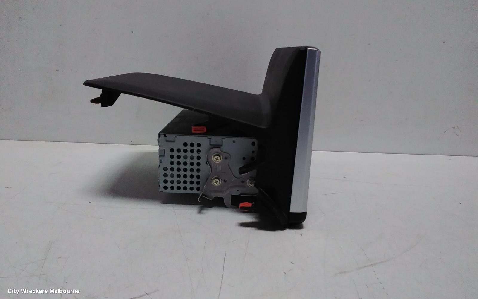 TOYOTA COROLLA CROSS RADIO/CD/DVD/SAT/TV, XG10, HEAD UNIT, W/ DISPLAY UNIT, 10.5IN TOUCHSCREEN, 01/2022 ONWARDS - Image 3