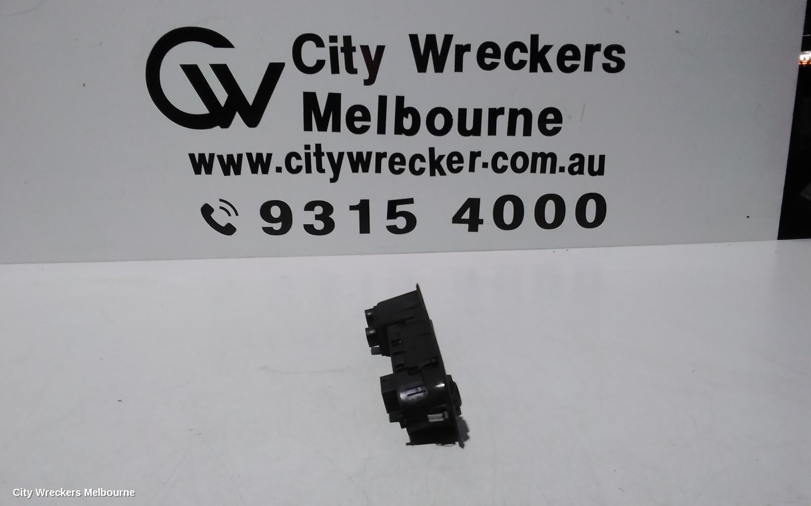 ALFA ROMEO 159 PWR DR WIND SWITCH, RH FRONT (MASTER SWITCH), NON FOLDING MIRROR SWITCH TYPE, 06/2006 - 01/2012 - Image 3