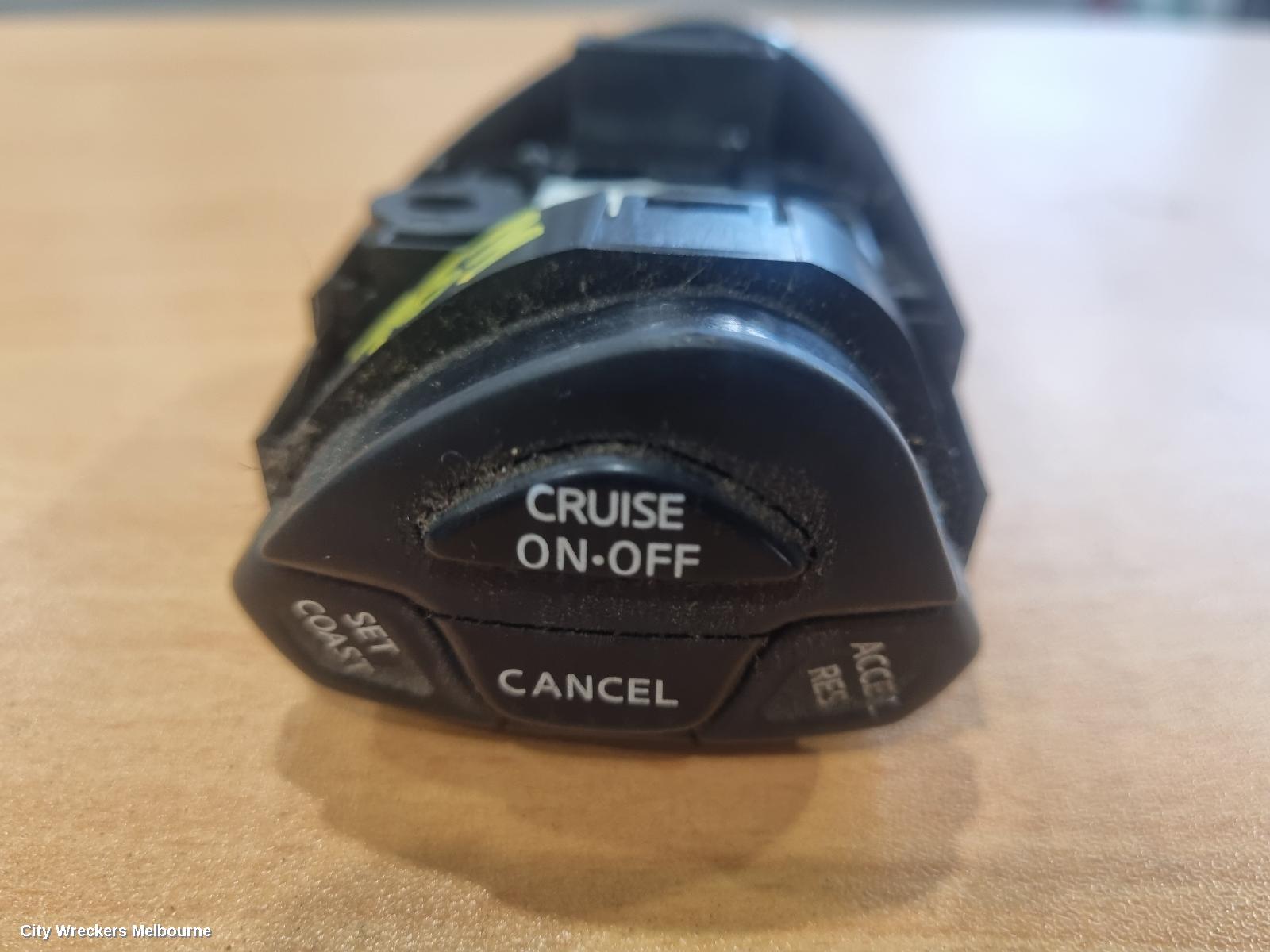 NISSAN XTRAIL CRUISE CONTROL UNIT, T30, 10/2001 - 09/2007 - Image 2