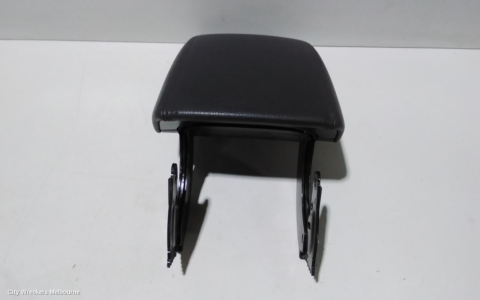 AUDI Q5 CONSOLE, 8R, 03/2009 - 01/2017 - Image 3