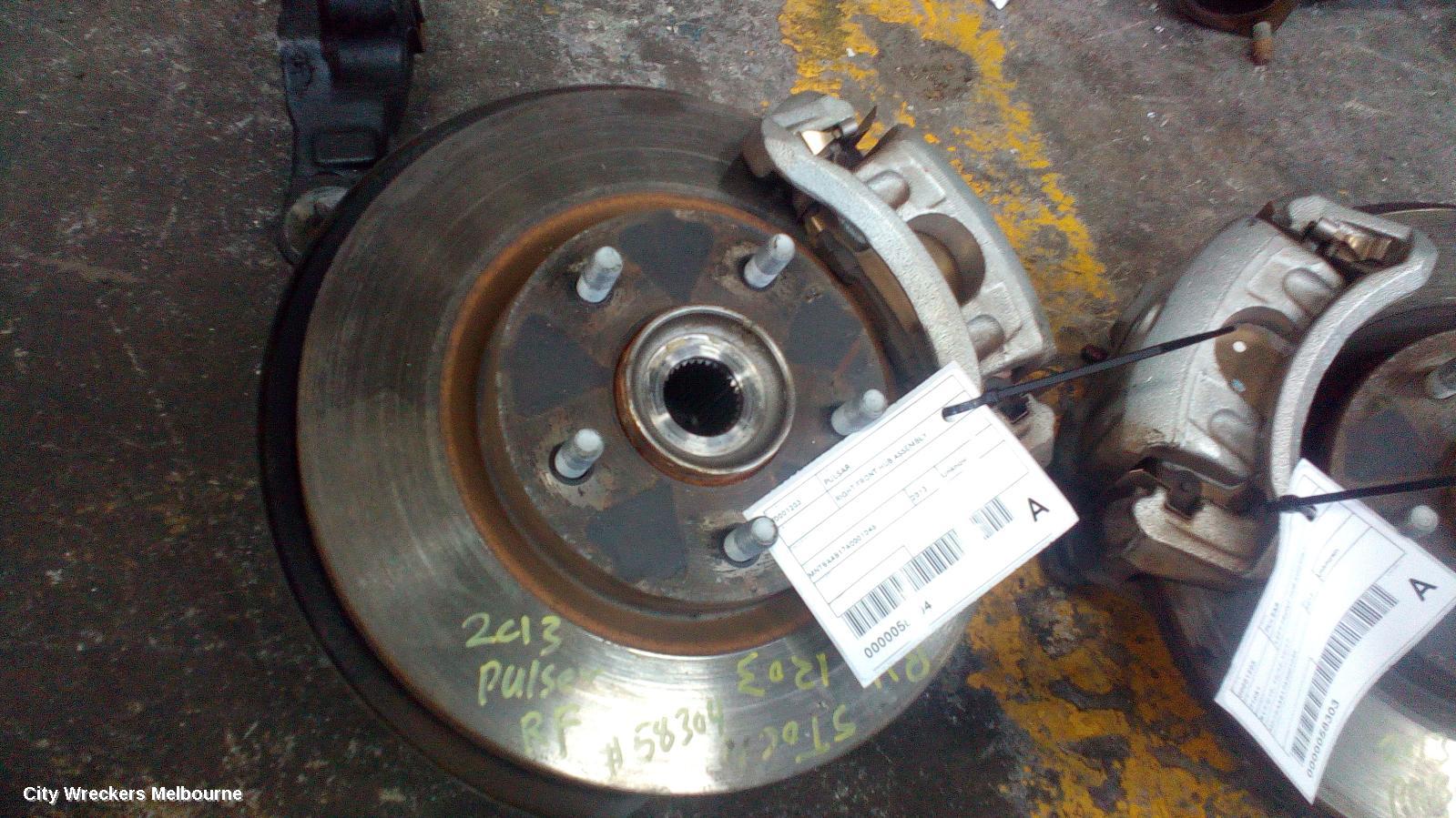 NISSAN PULSAR RIGHT FRONT HUB ASSEMBLY, B17/C12, 12/2012 - 12/2017 - Image 1