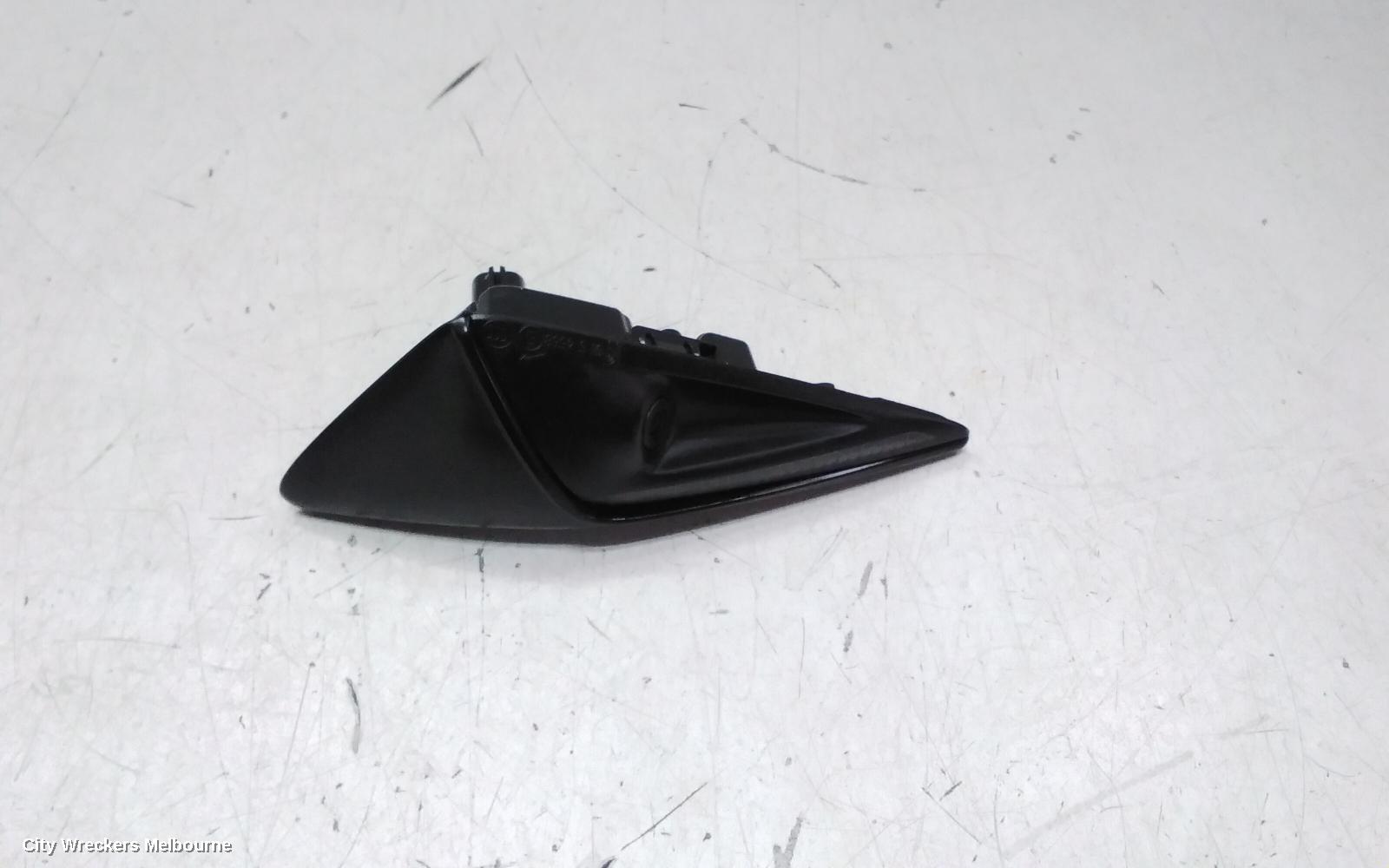 TESLA MODEL Y REVERSE CAMERA, 1ST GEN, SIDE CAMERA (RH GUARD), 03/2022 ONWARDS - Image 1