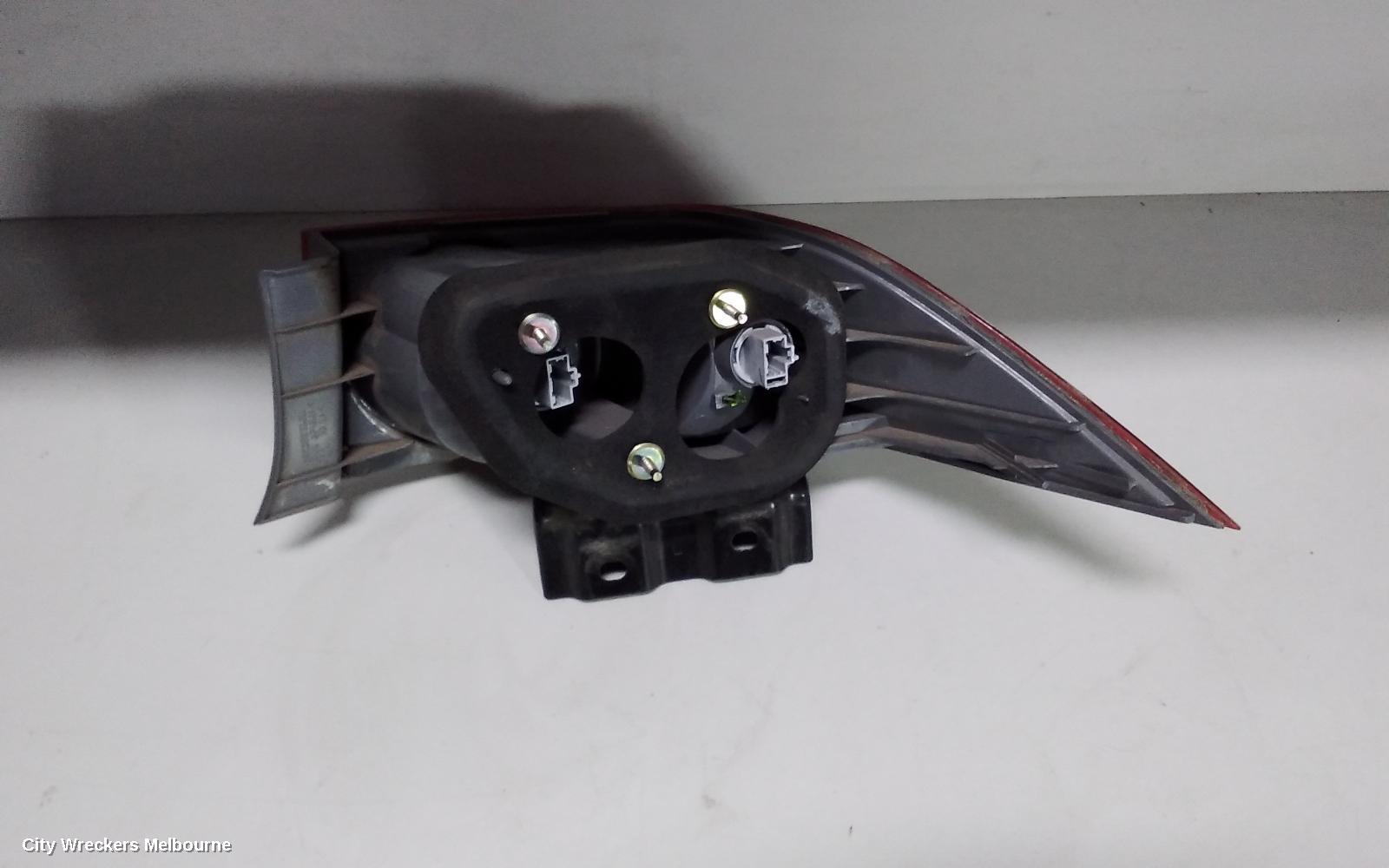 HONDA ACCORD LEFT TAILLIGHT, 7TH GEN, CL/EURO (VIN JHMCL), SEDAN, 06/2003 - 11/2005 - Image 2