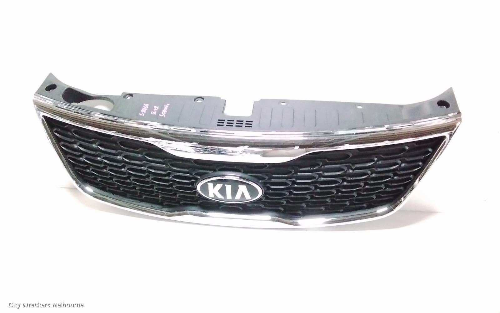 KIA SORENTO GRILLE, RADIATOR GRILLE, SILVER, XM, 10/2012 - 12/2014 - Image 2