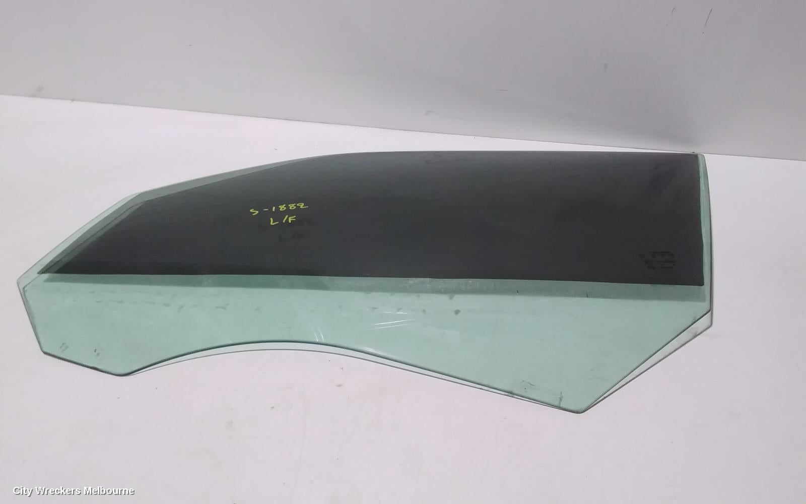 CHRYSLER 300C LEFT FRONT DOOR WINDOW, 11/2005 - 12/2011 - Image 1