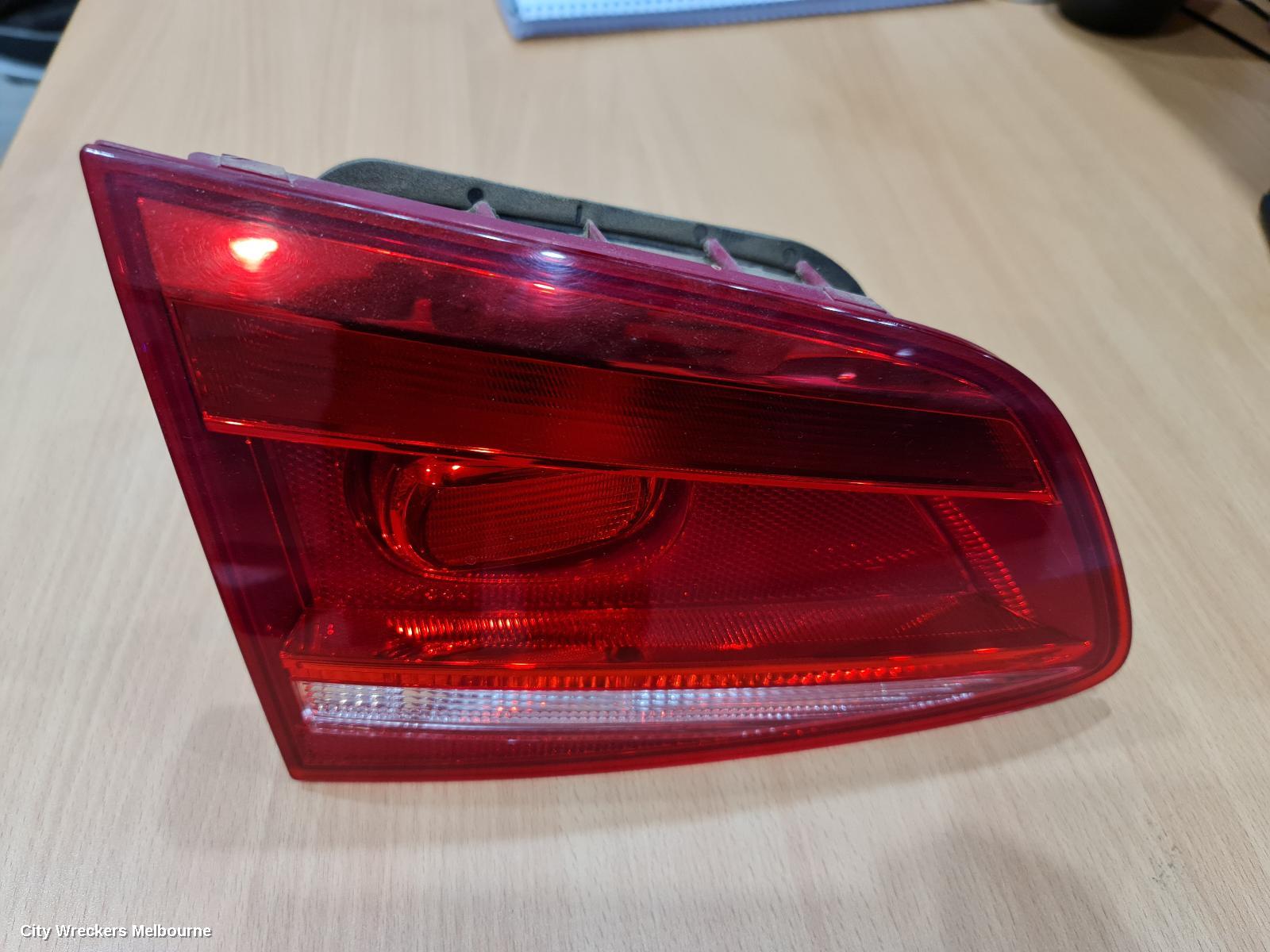 VOLKSWAGEN PASSAT REAR GARNISH, TAILGATE LAMP (LH SIDE), NON LED TYPE, 3C/MK6 B7, WAGON, 09/2010 - 05/2015 - Image 1