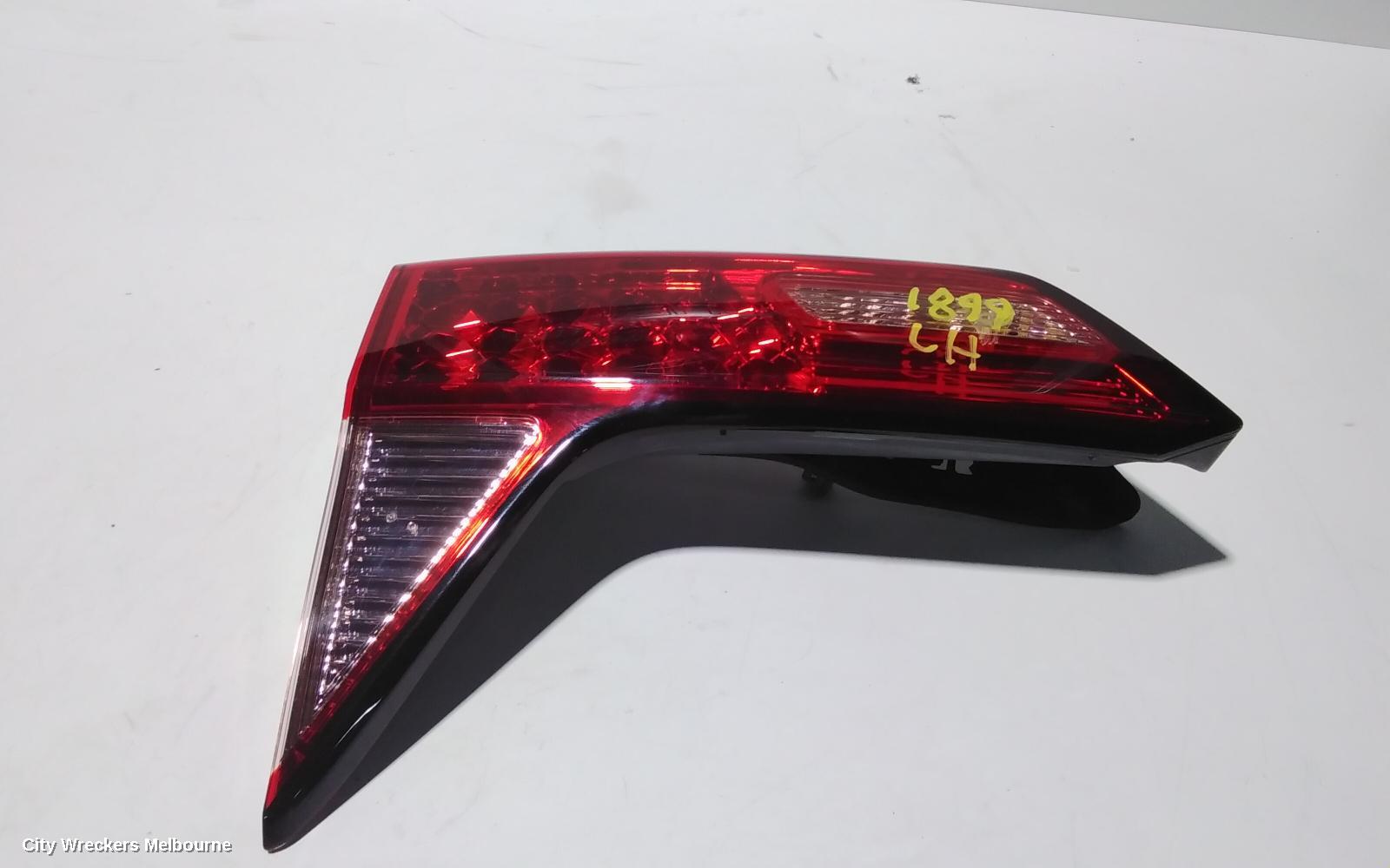 HONDA HRV REAR GARNISH, TAILGATE LAMP (LH SIDE), RU5, VTI, LED, NON OPTICAL GUIDE TYPE, 12/2014 - 06/2018 - Image 3