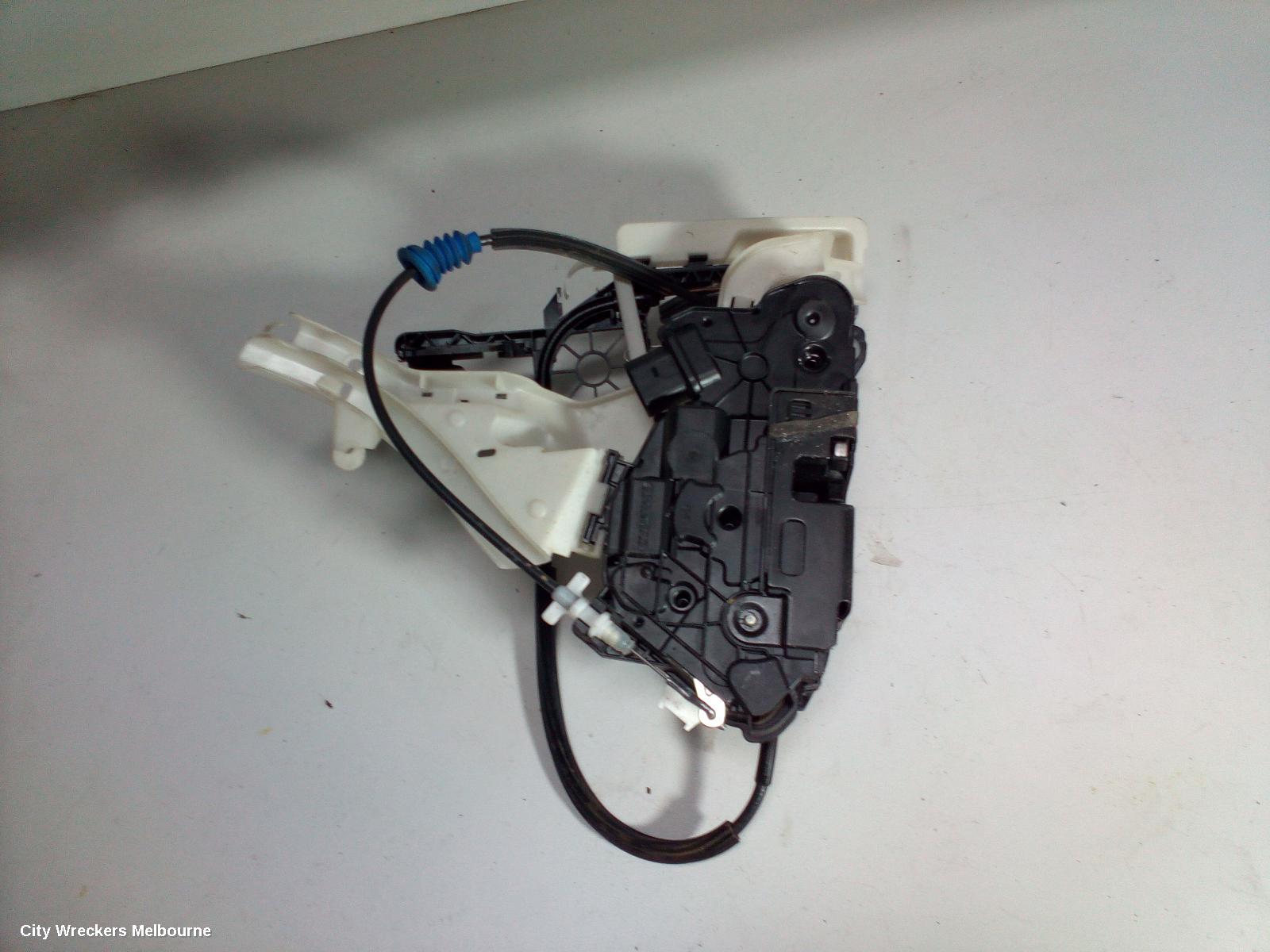 VOLKSWAGEN PASSAT DOOR/BOOT/GATE LOCK, RIGHT FRONT DOOR LOCK, 3CC, SEDAN, W/ KEYLESS TYPE, 01/2009 - 12/2016 - Image 2