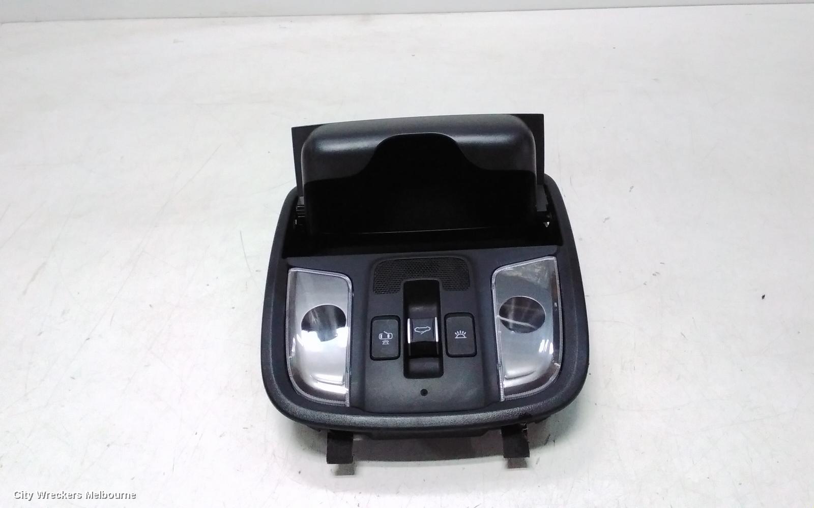 KIA STINGER COURTESY LIGHT, FRONT, W/ SUNROOF SWITCH TYPE, CK, 06/2017 - 04/2023 - Image 3