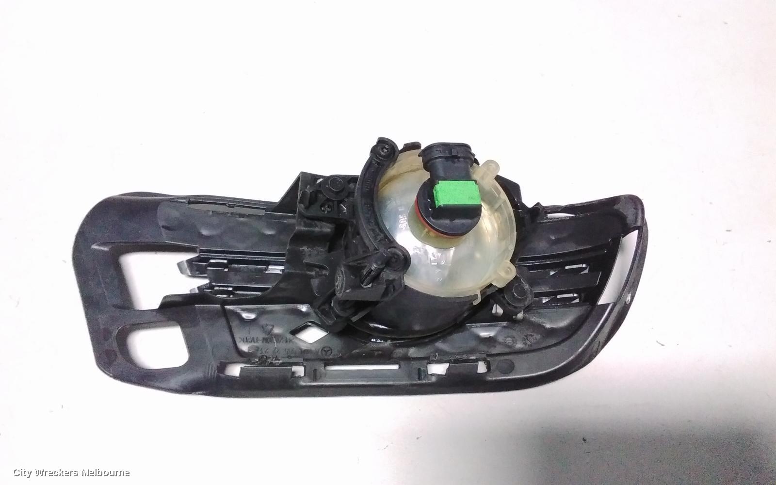 MERCEDES C CLASS LEFT INDICATOR/FOG/SIDE, BUMPER FOGLAMP, W204/S204, 07/2007 - 04/2011 - Image 3