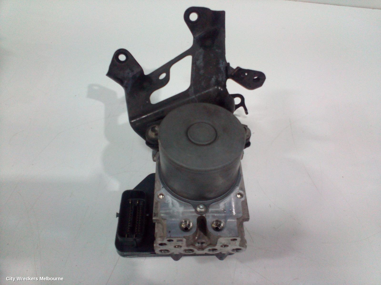 TOYOTA KLUGER ABS PUMP/MODULATOR, XU50 SERIES, 12/2013 - 01/2017 - Image 3