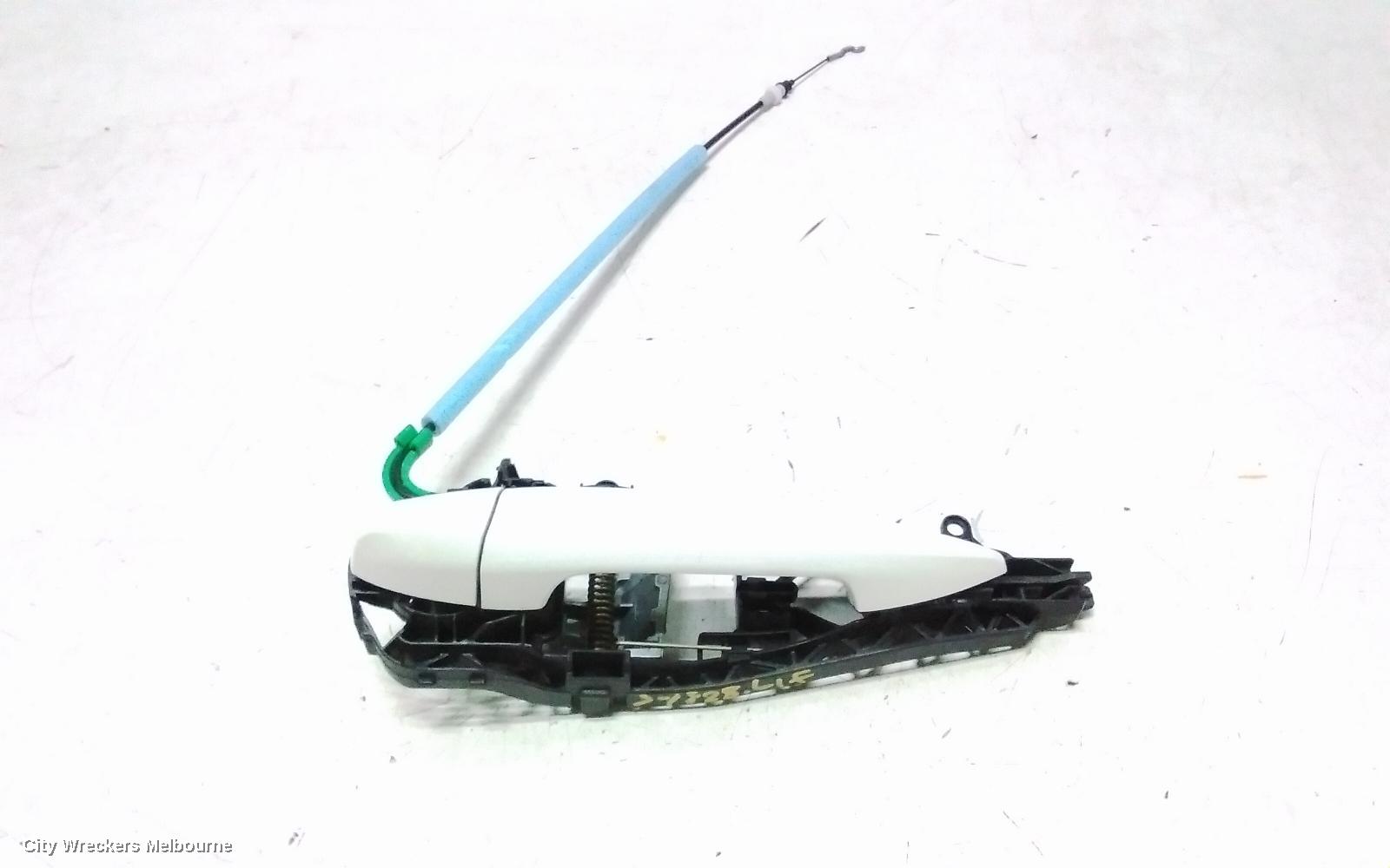 BMW X1 DOOR HANDLE, OUTER, LH FRONT, KEYLESS TYPE, F48, 08/2015 - 06/2022 - Image 1
