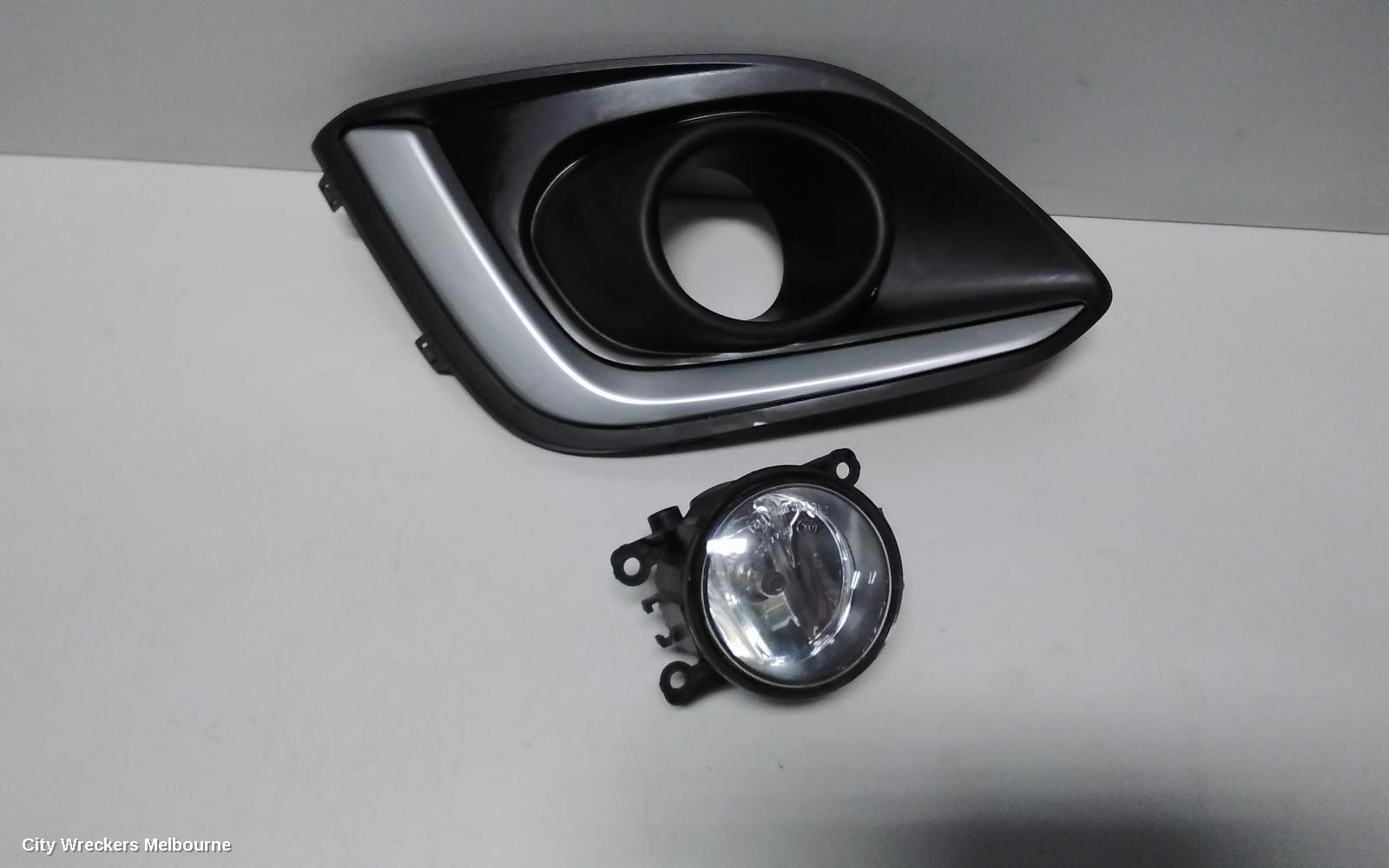 SUZUKI SWIFT RIGHT INDICATOR/FOG/SIDE, FZ, 08/2010 - 03/2017 - Image 3