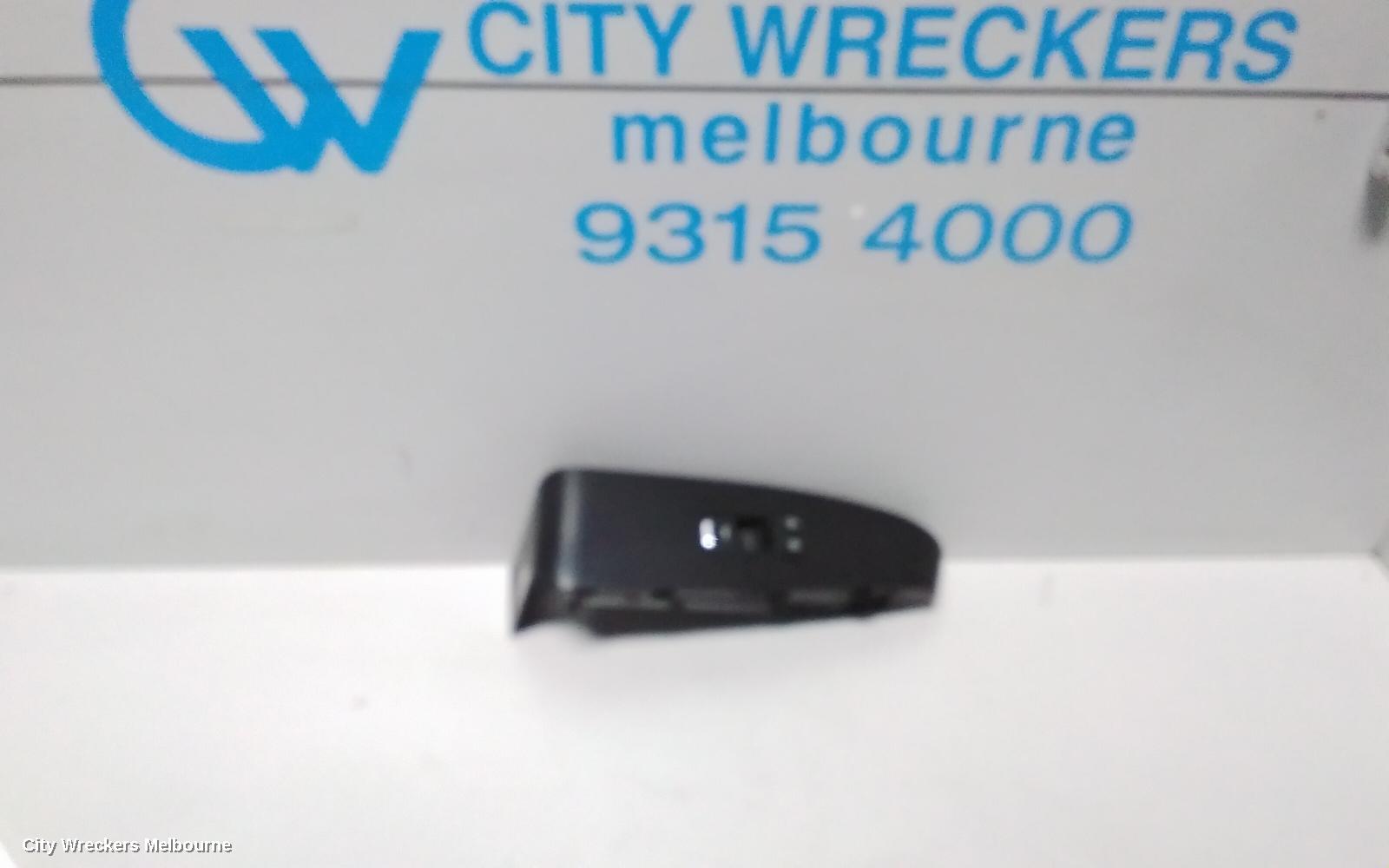 KIA CARNIVAL/GRAND CARNIVAL PWR DR WIND SWITCH, LH FRONT, YP, 02/2015 - 10/2020 - Image 1