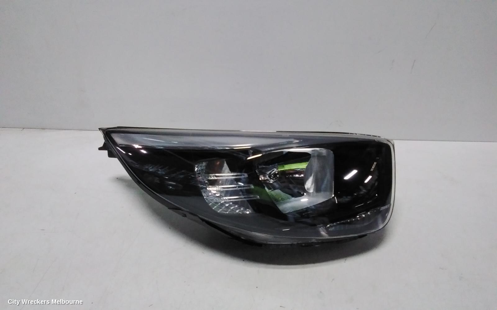 KIA PICANTO RIGHT HEADLAMP, JA, HALOGEN TYPE, NON MOTOR TYPE, 05/2017 - 07/2020 - Image 1