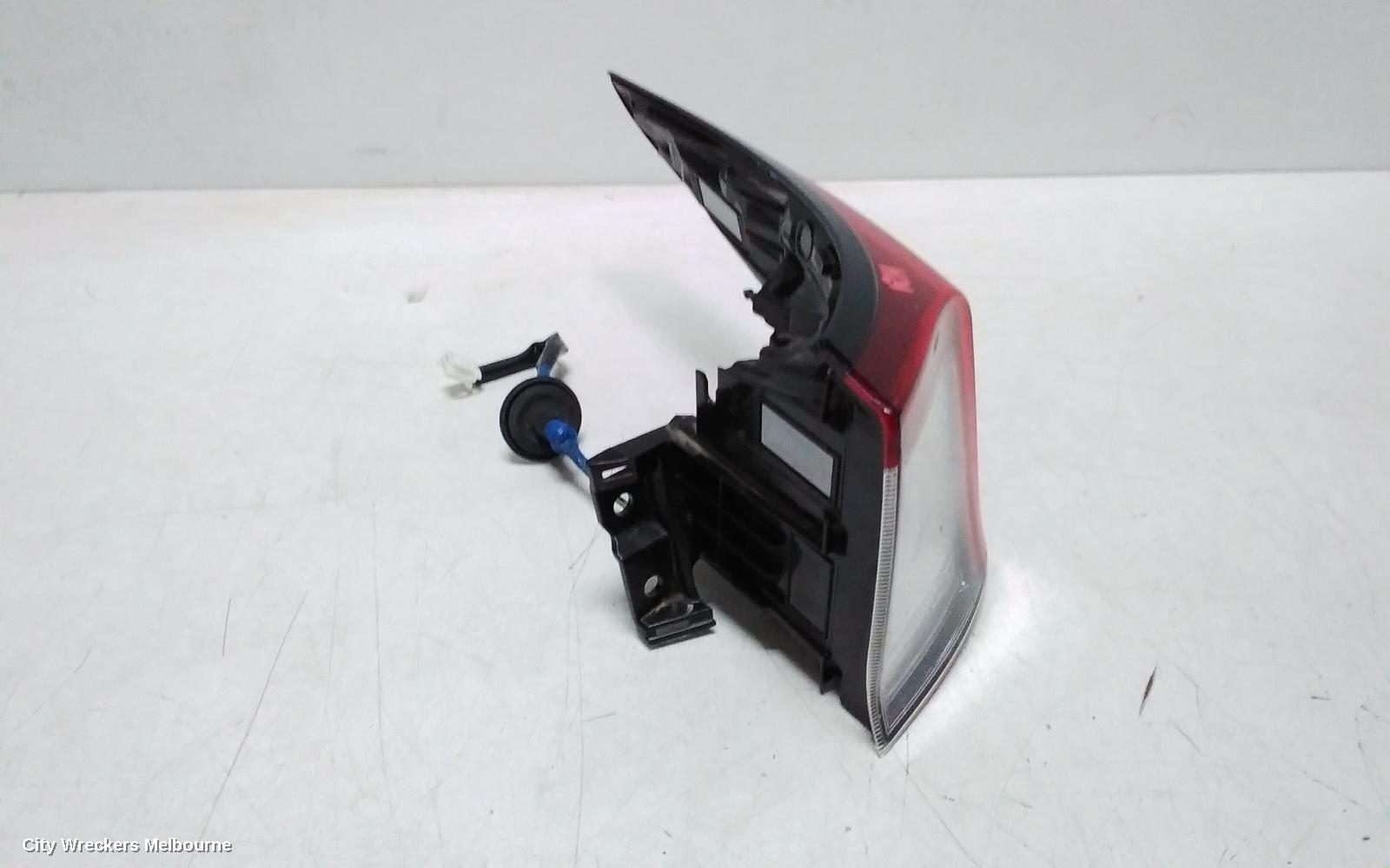 TOYOTA PRIUS RIGHT TAILLIGHT, ZVW50R, IN BODY, 03/2019 - 12/2021 - Image 3