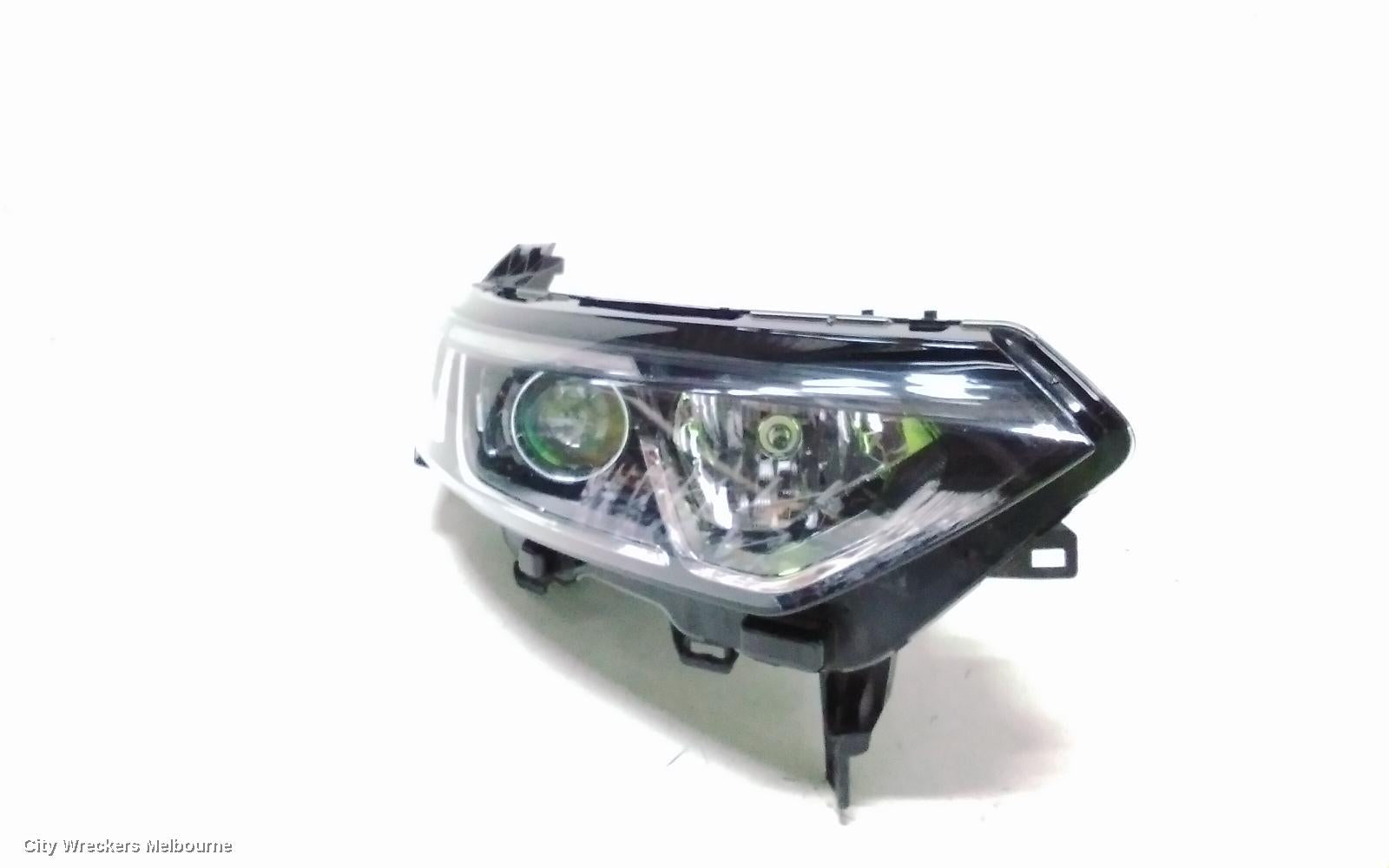 RENAULT KALEOS RIGHT HEADLAMP, XZG, W/ HALOGEN TYPE, 05/2016 - 05/2019 - Image 1