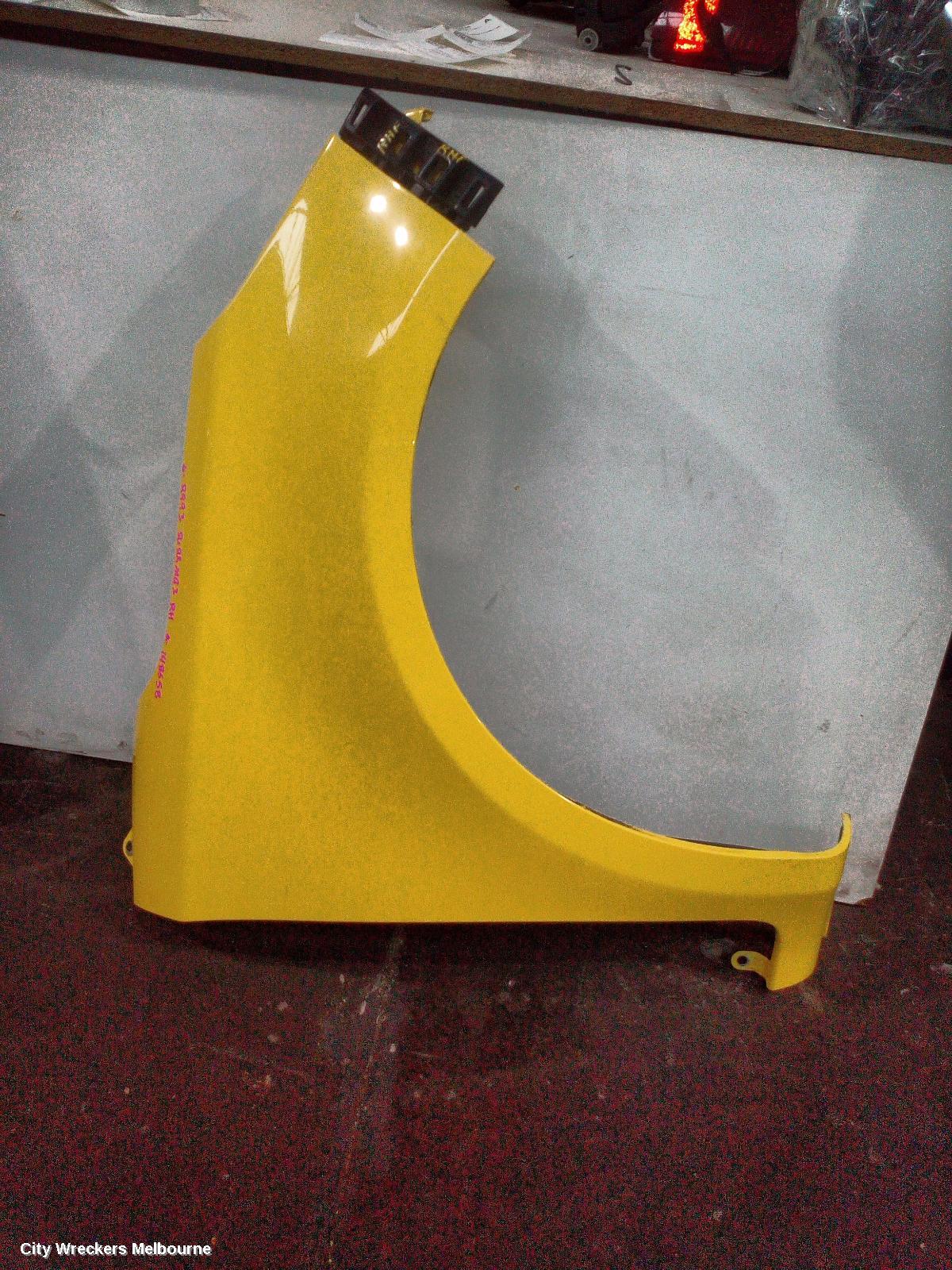 MG MG3 RIGHT GUARD, SZP1, 06/2018 ONWARDS - Image 1