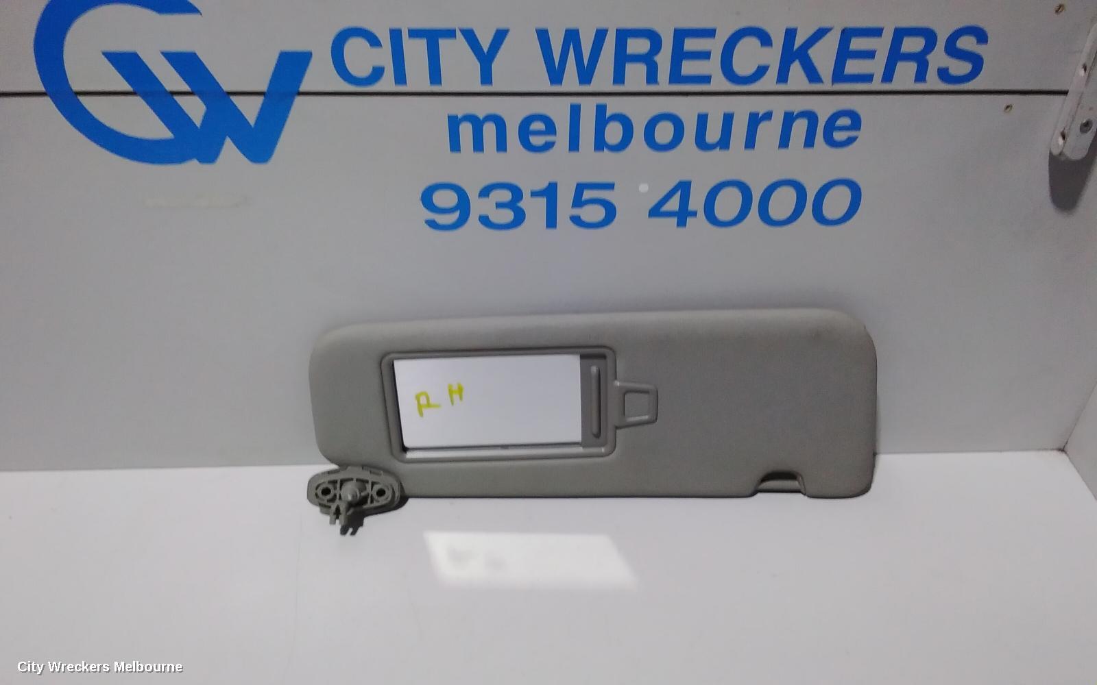 KIA CARNIVAL/GRAND CARNIVAL SUNVISOR, YP, RH SIDE, NON LAMP TYPE, 02/2015 - 10/2020 - Image 1