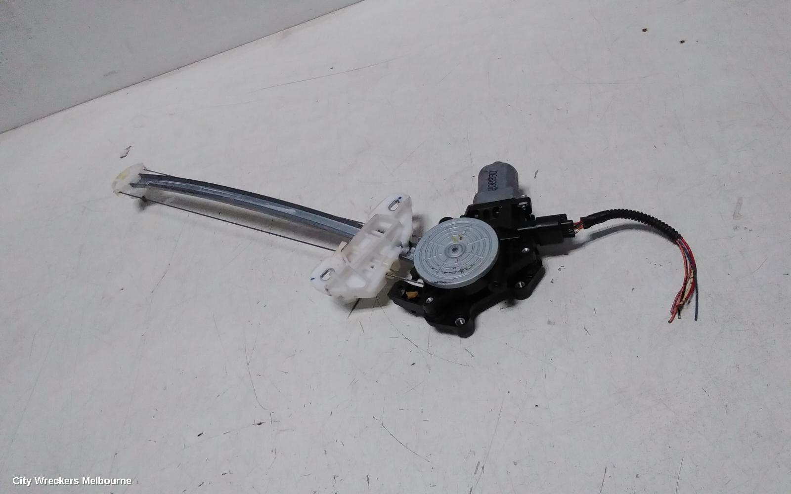 HONDA CIVIC RIGHT REAR WND REG/MOTOR, 9TH GEN, HATCH, VTI-L/VTI-LN, 06/2012 - 04/2016 - Image 3