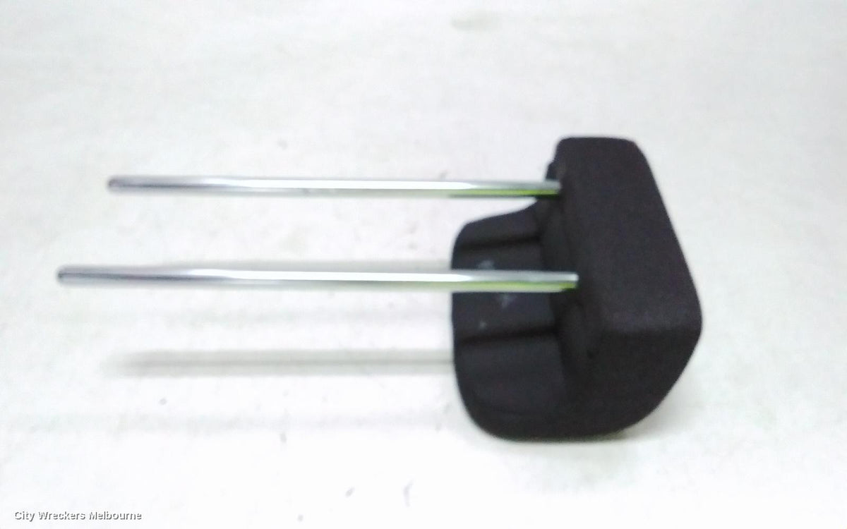 KIA CARNIVAL/GRAND CARNIVAL HEADREST, KA4, CENTRE REAR 3RD ROW, CLOTH, 10/2020 ONWARDS - Image 2