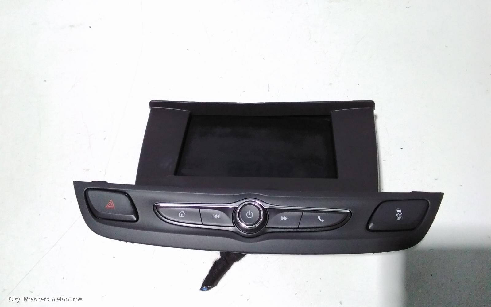 HOLDEN COMMODORE RADIO/CD/DVD/SAT/TV, DISPLAY SCREEN, 7IN NON SAT NAV TYPE, ZB, 10/2017 - 12/2020 - Image 2