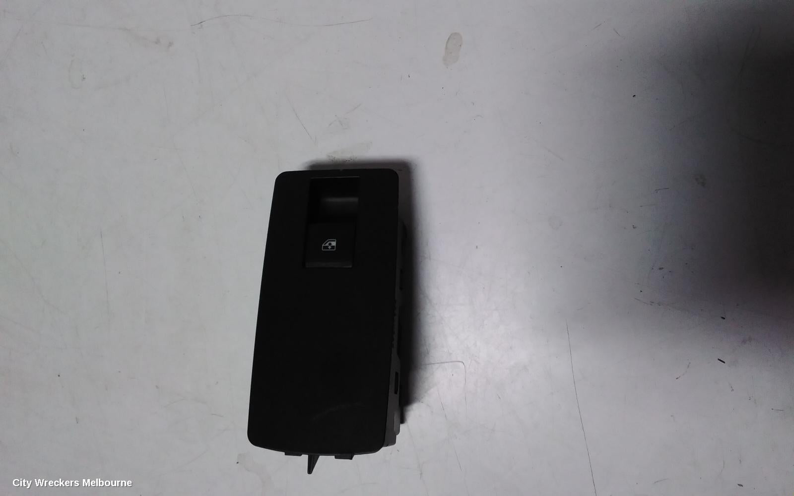 OPEL INSIGNIA PWR DR WIND SWITCH, 09/2012 - 12/2013 - Image 1