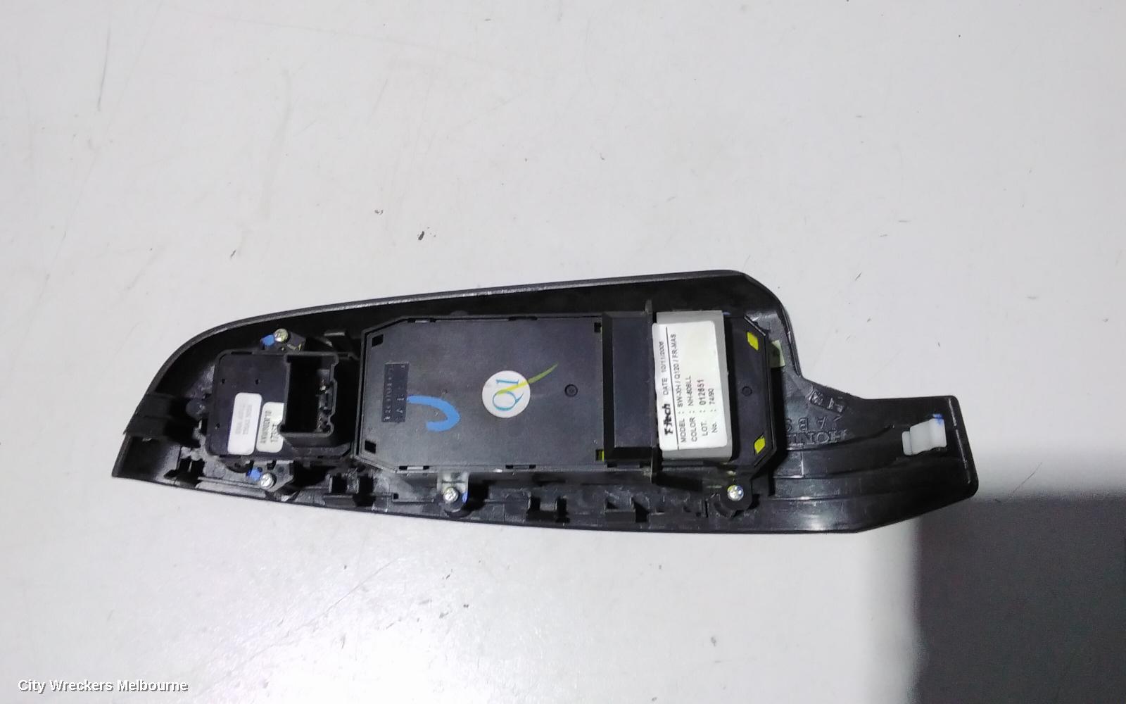HONDA CIVIC PWR DR WIND SWITCH, RH FRONT (MASTER SWITCH), SEDAN, 8TH GEN, 02/2006 - 12/2011 - Image 3